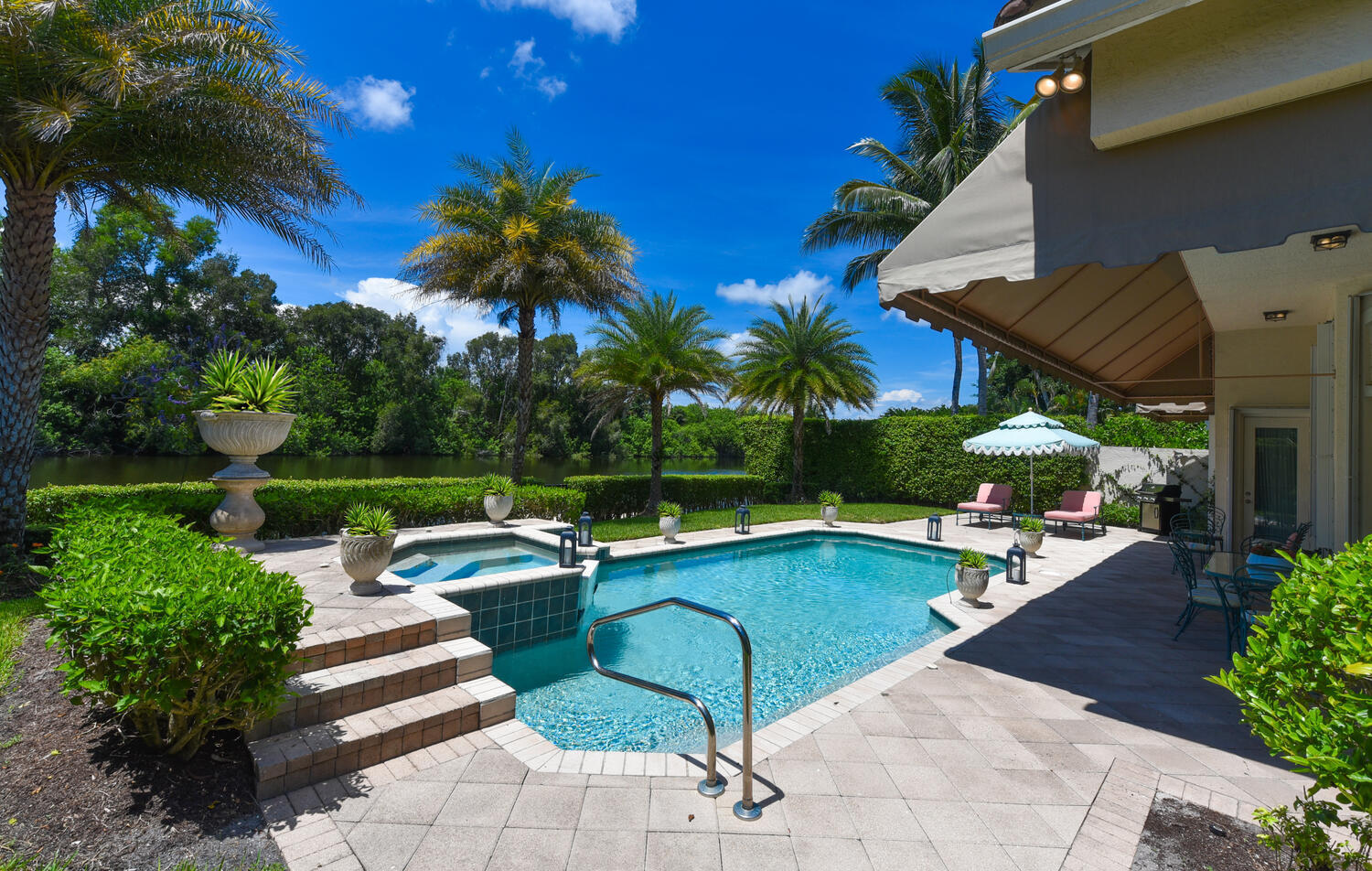 14284 Stroller, Wellington FL 33414