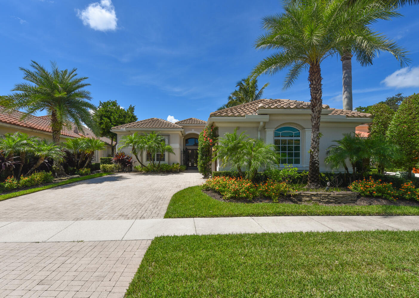 14284 Stroller, Wellington FL 33414