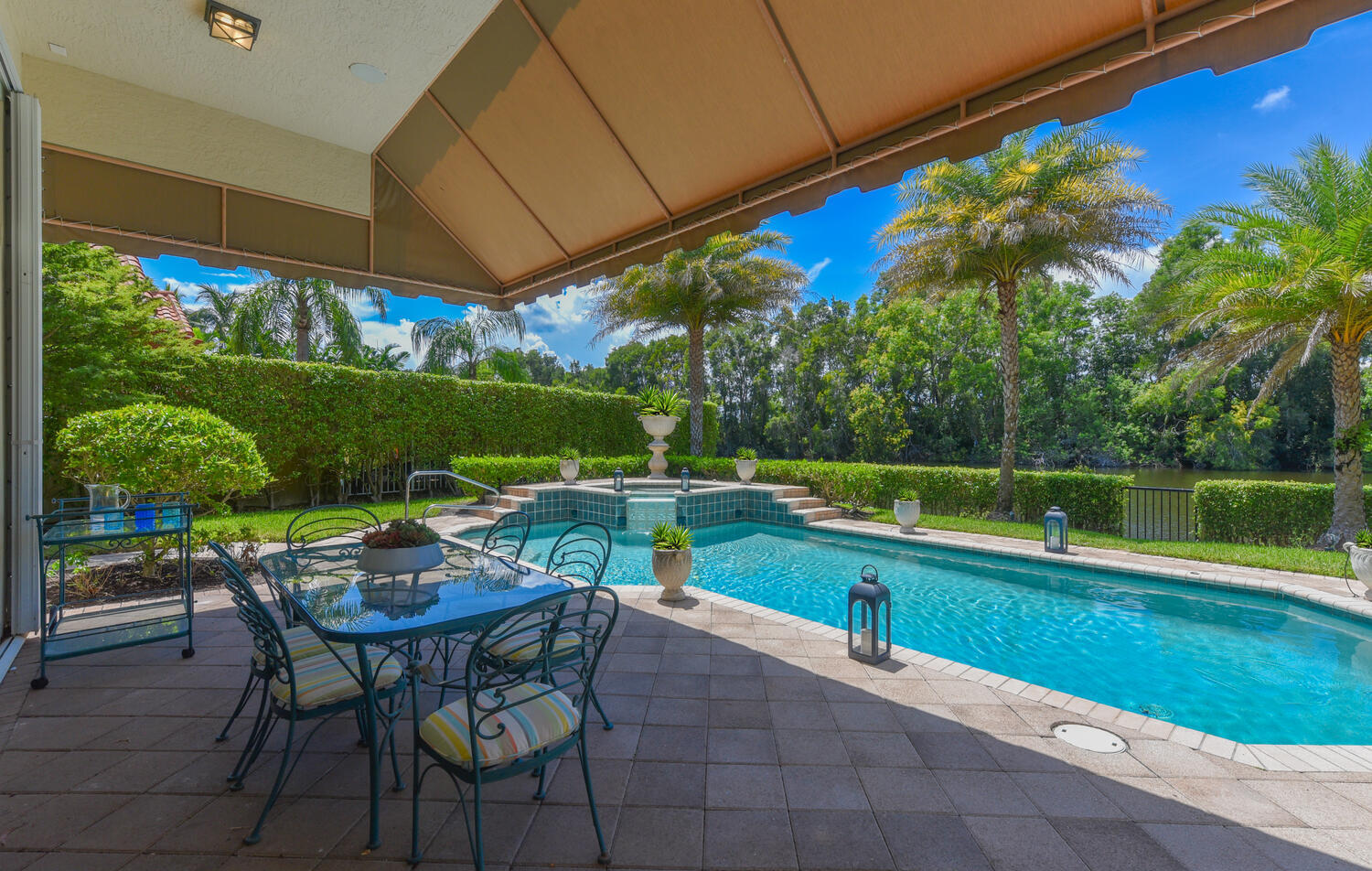 14284 Stroller, Wellington FL 33414
