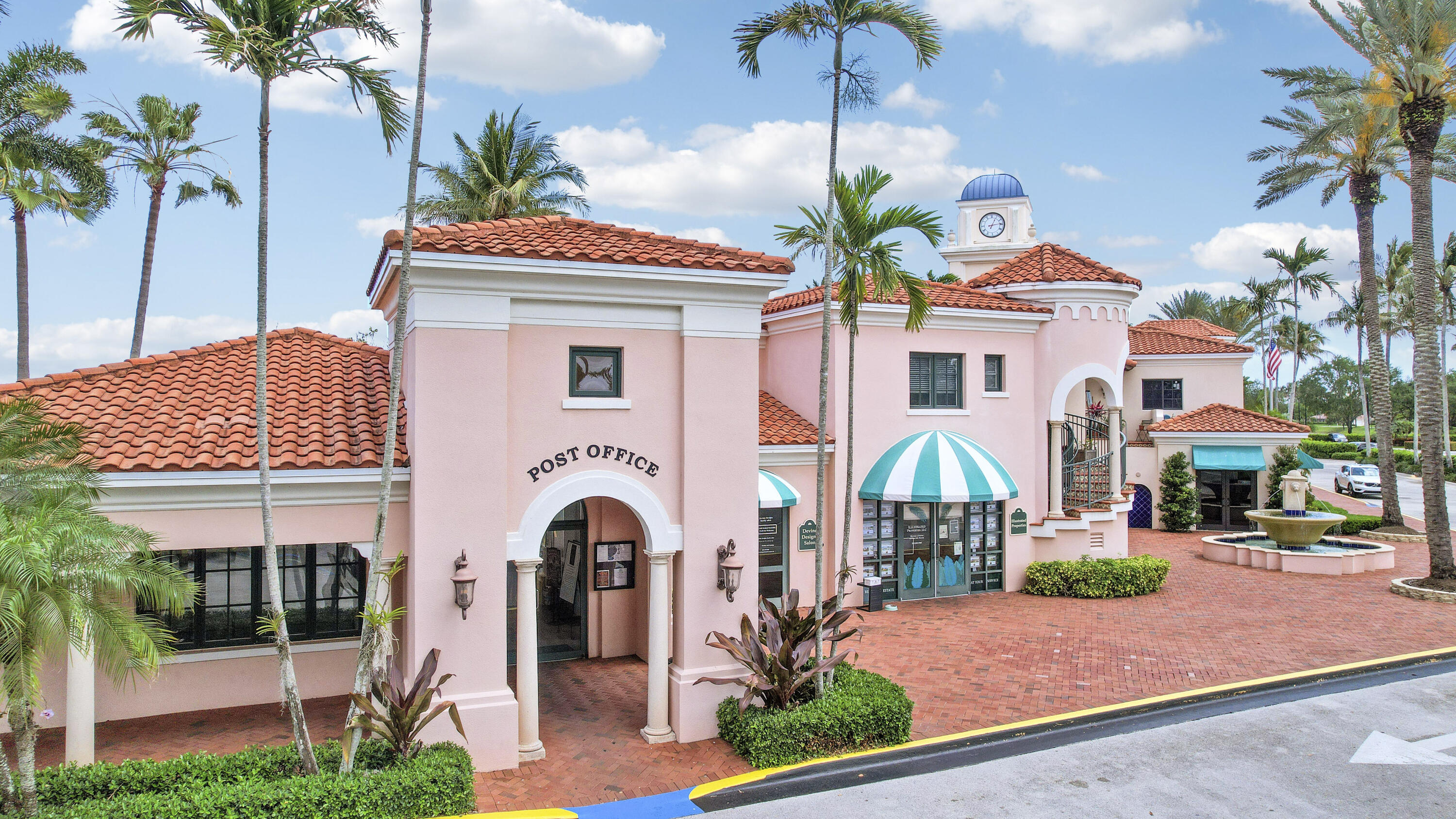 2052 Tarpon Lake, West Palm Beach FL 33411