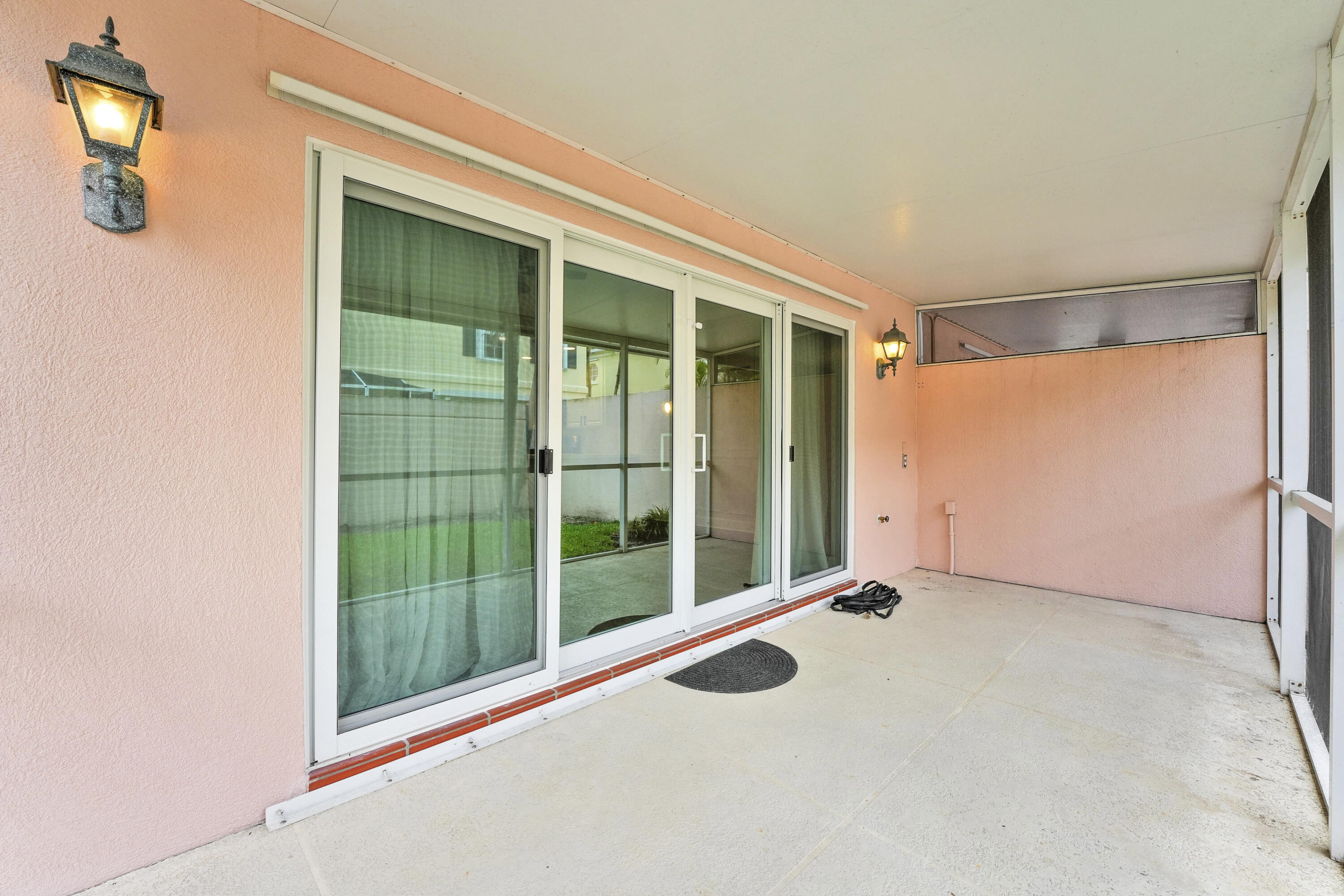 2052 Tarpon Lake, West Palm Beach FL 33411