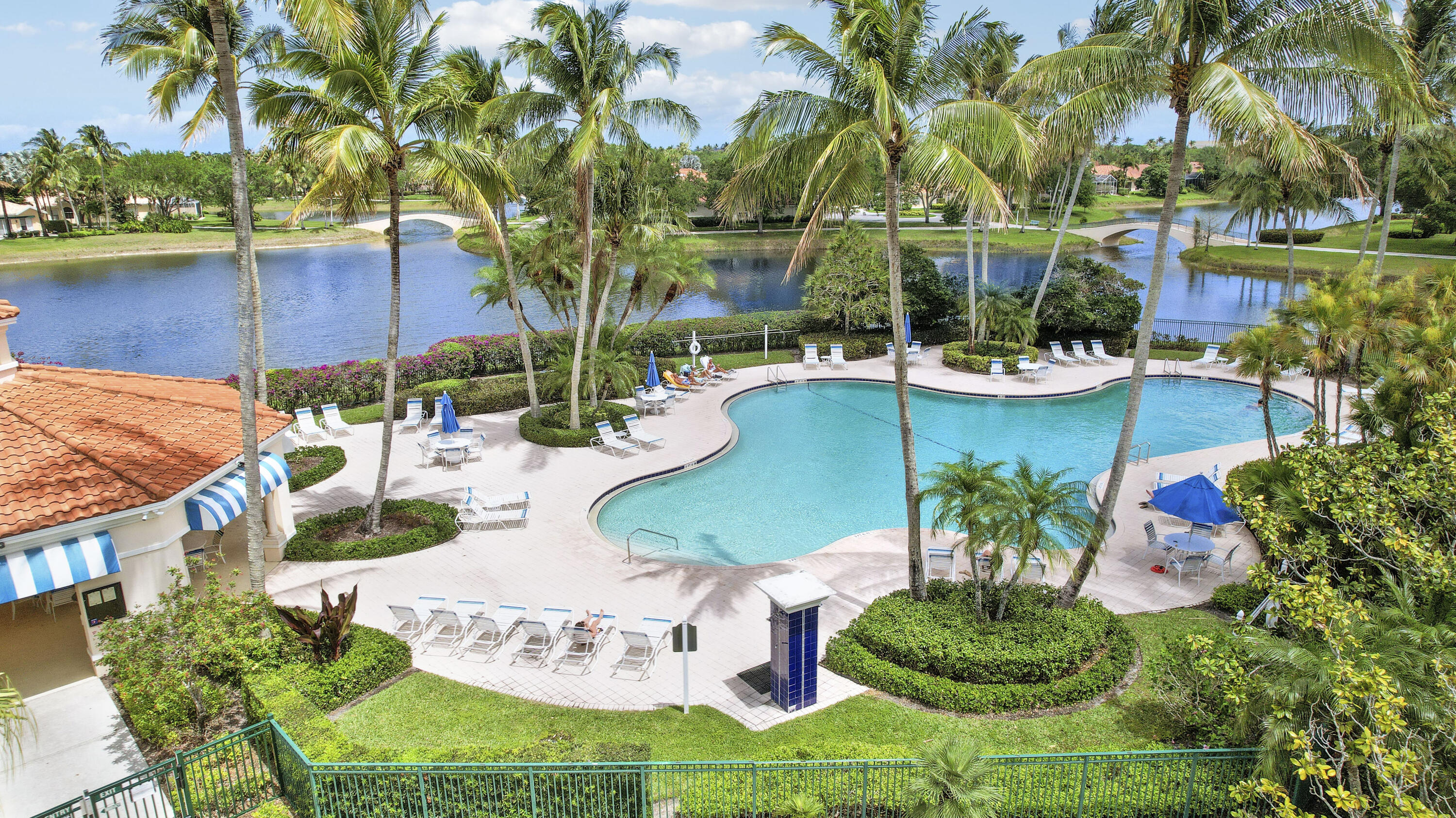2052 Tarpon Lake, West Palm Beach FL 33411