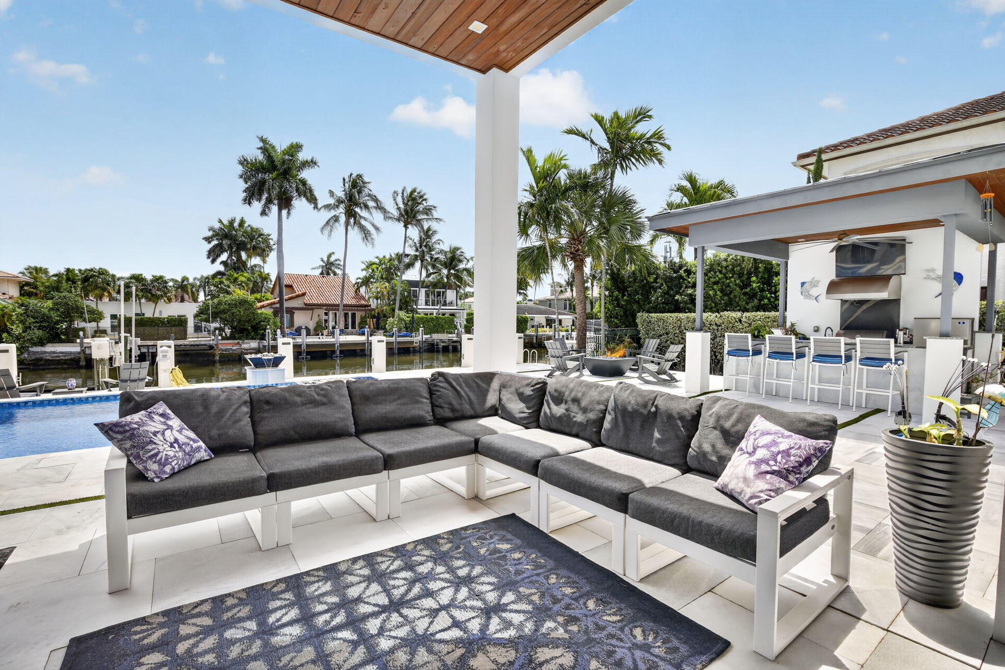 334 Isle Of Capri, Fort Lauderdale FL 33301