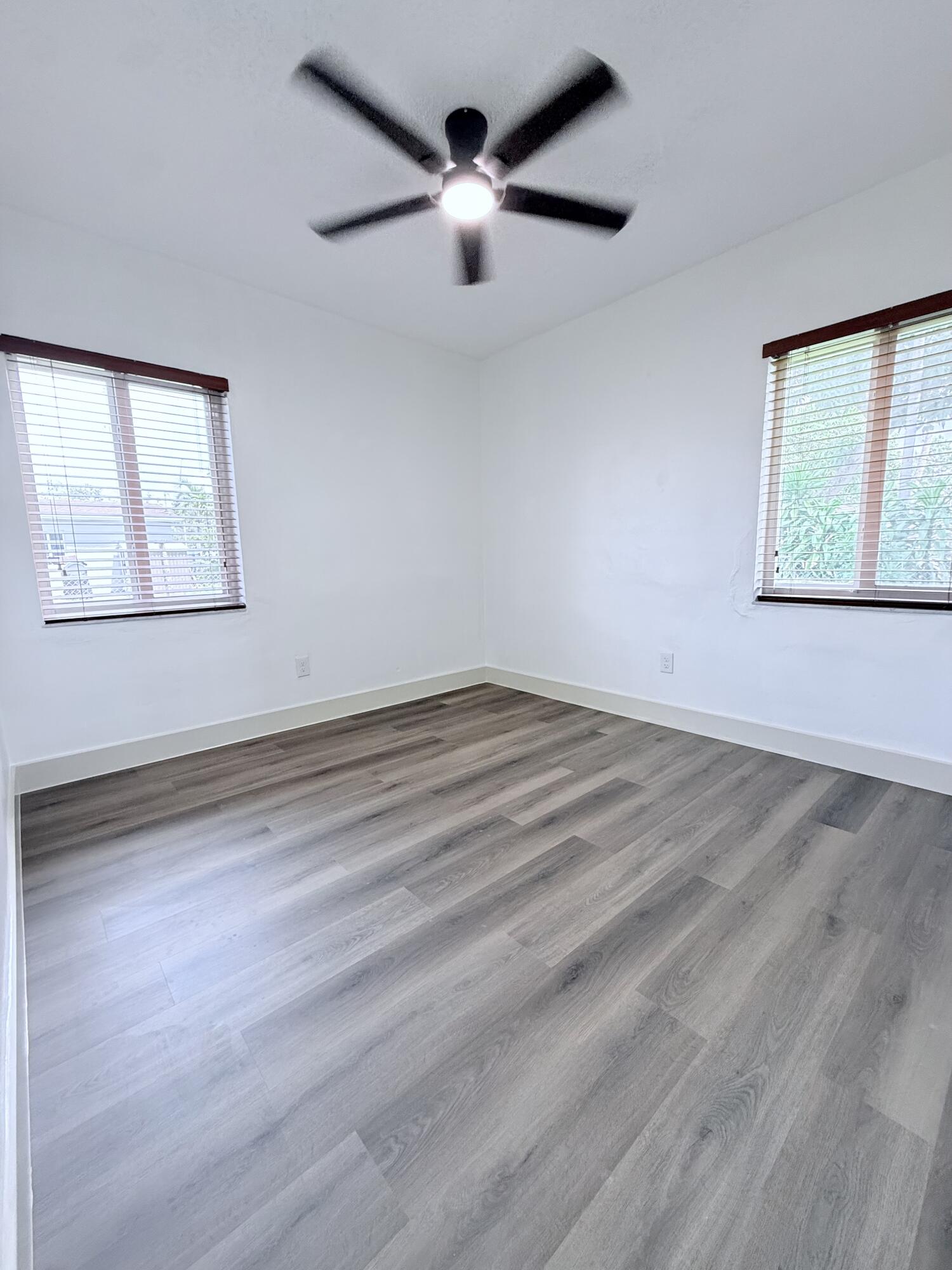 957 W 67th, Hialeah FL 33012