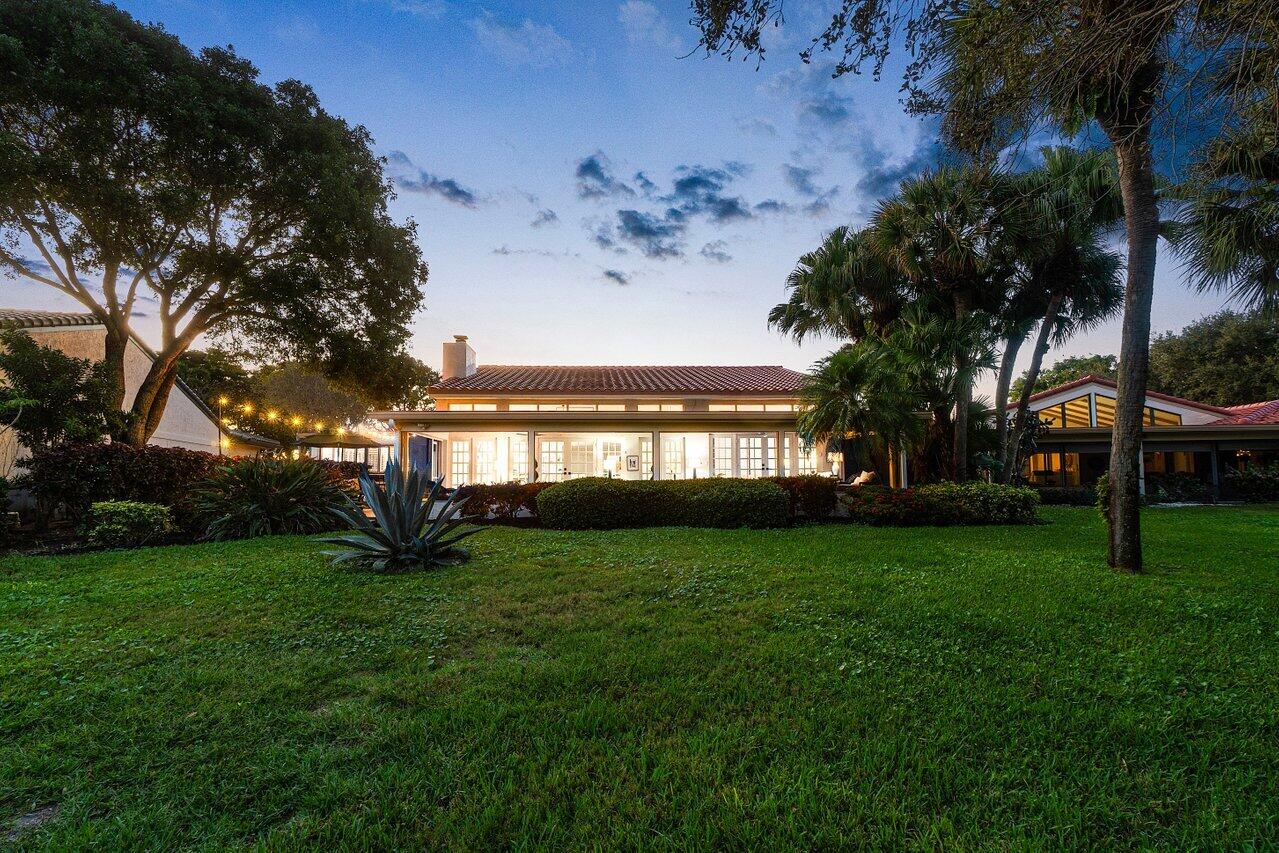 18 Bristol, Boynton Beach FL 33436