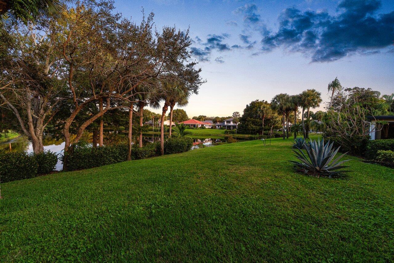 18 Bristol, Boynton Beach FL 33436