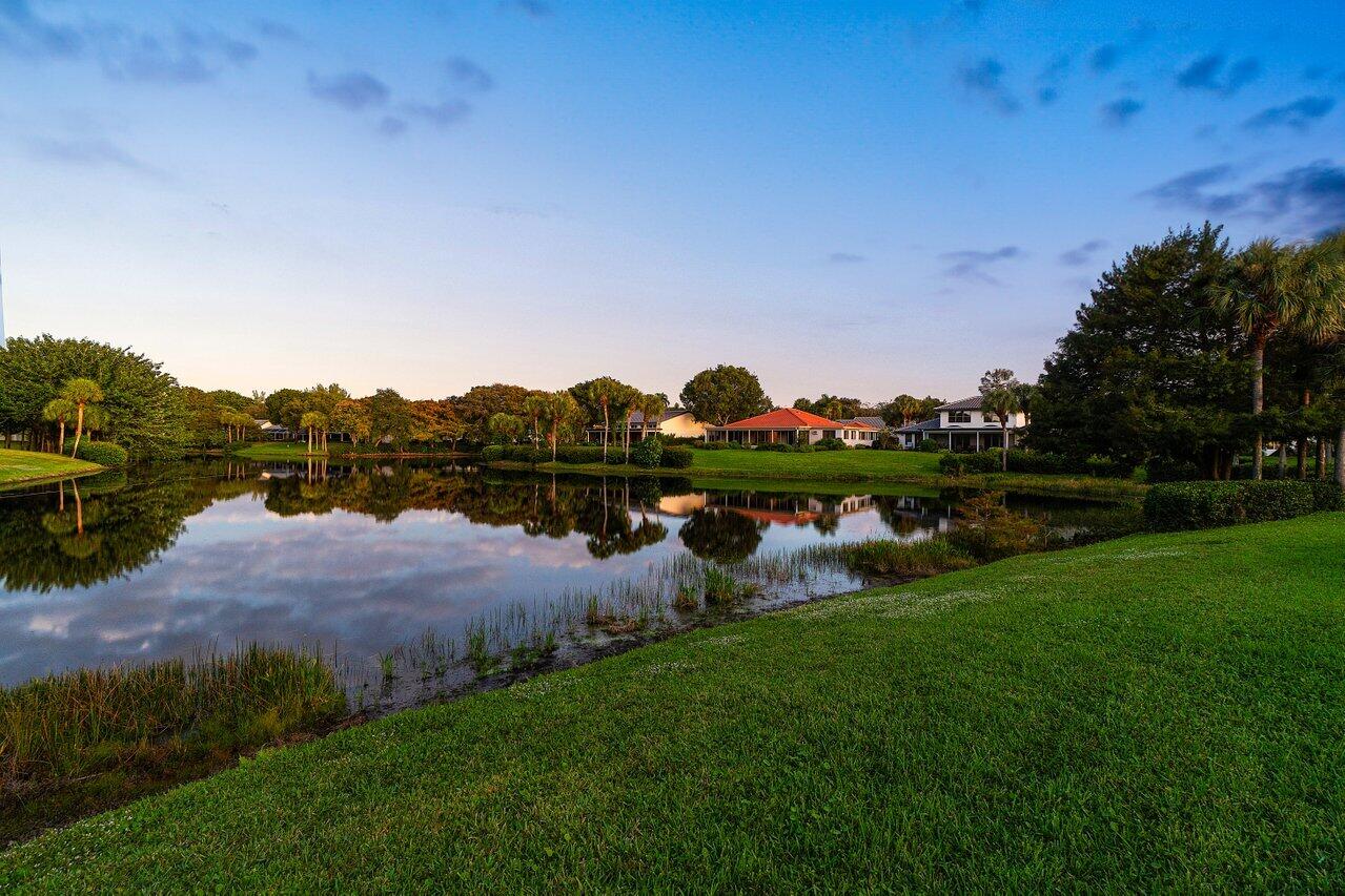 18 Bristol, Boynton Beach FL 33436
