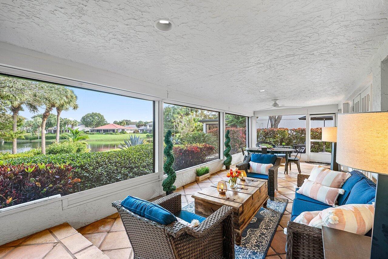 18 Bristol, Boynton Beach FL 33436
