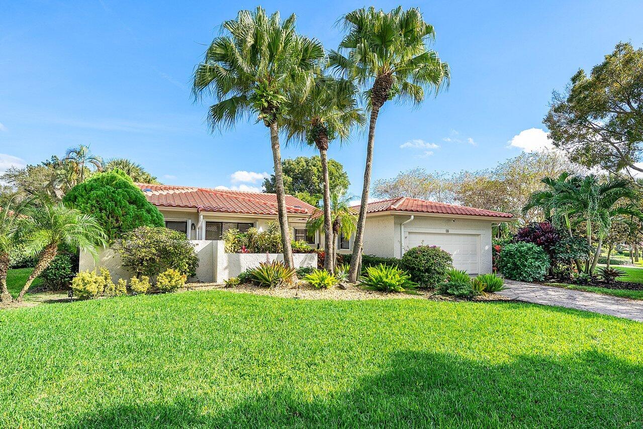 18 Bristol, Boynton Beach FL 33436
