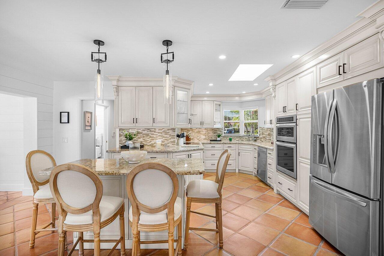 18 Bristol, Boynton Beach FL 33436