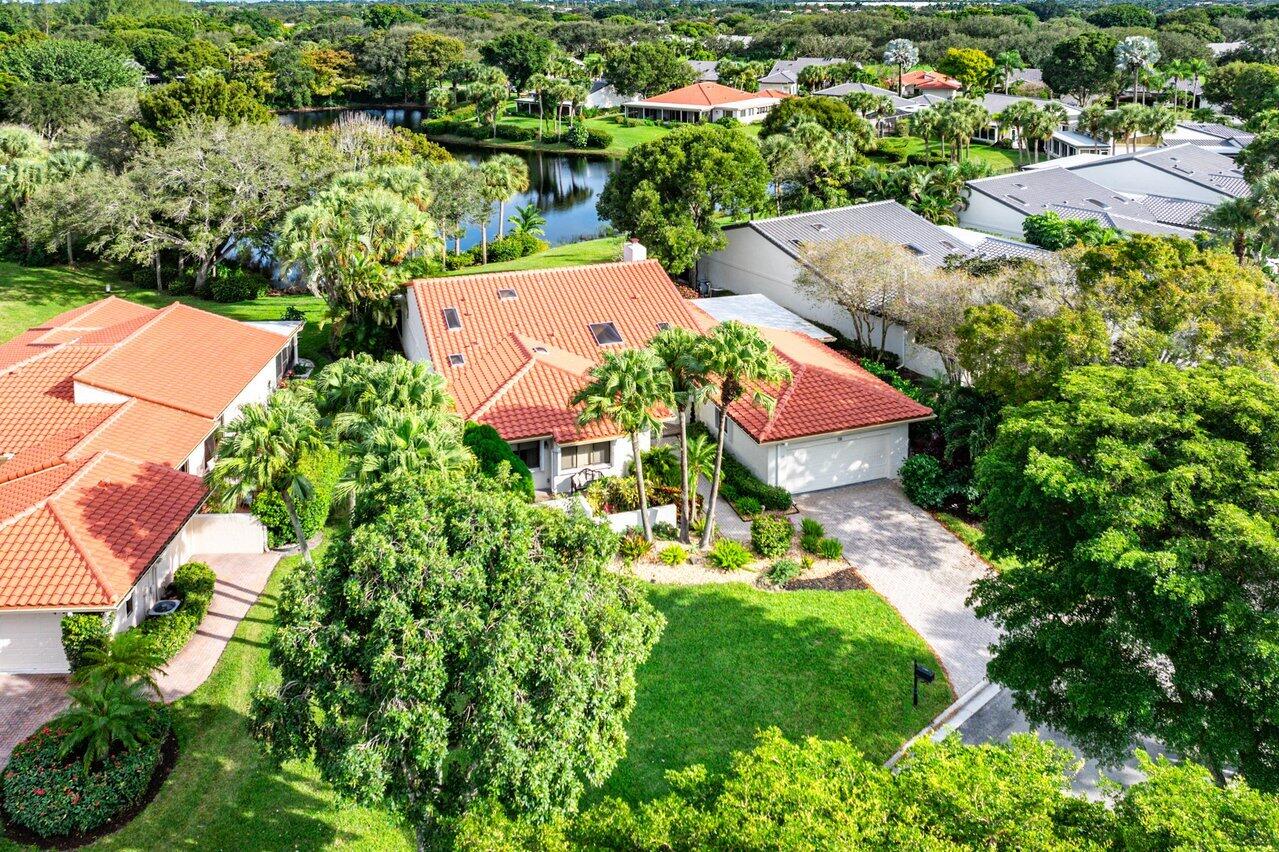 18 Bristol, Boynton Beach FL 33436