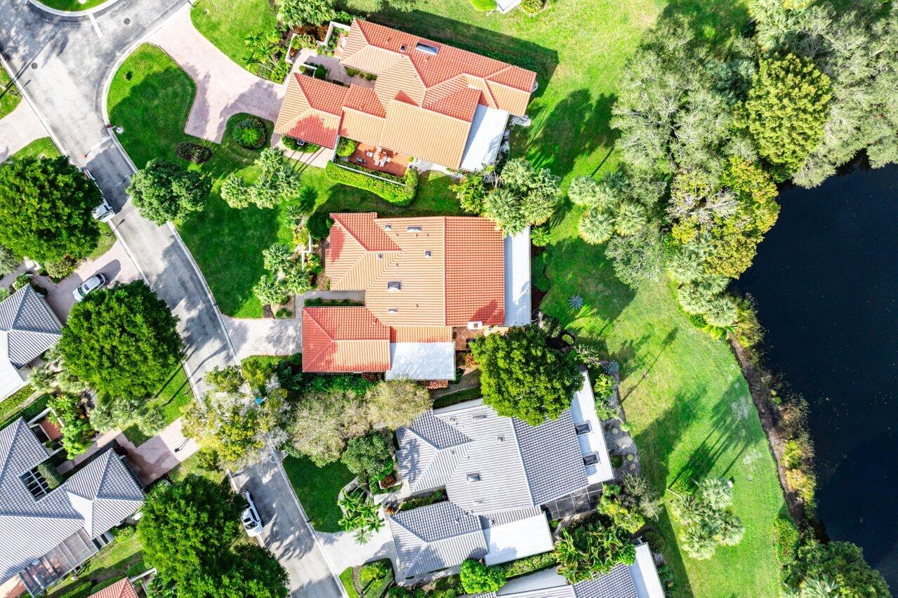 18 Bristol, Boynton Beach FL 33436