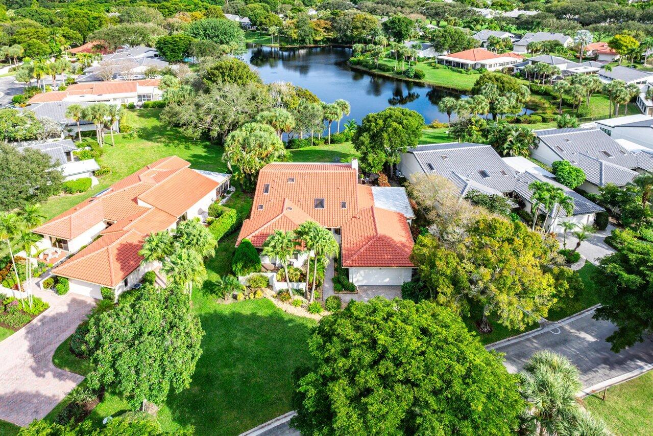 18 Bristol, Boynton Beach FL 33436