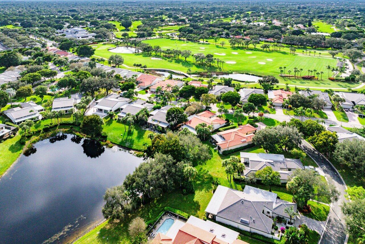 18 Bristol, Boynton Beach FL 33436