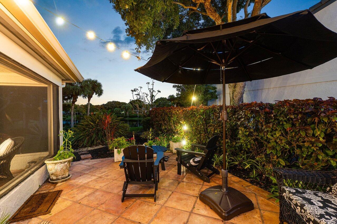18 Bristol, Boynton Beach FL 33436