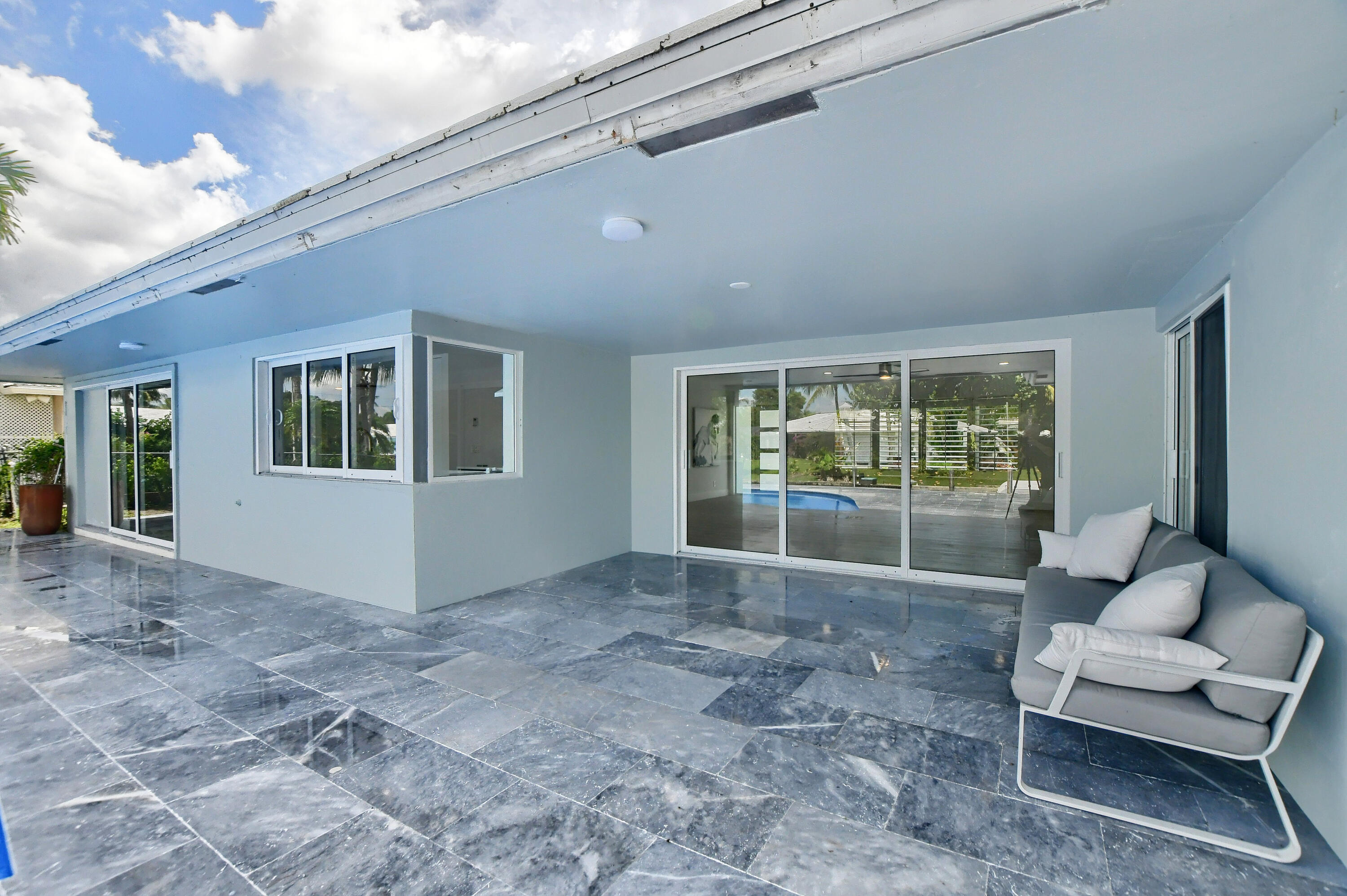 891 Hickory, Boca Raton FL 33486