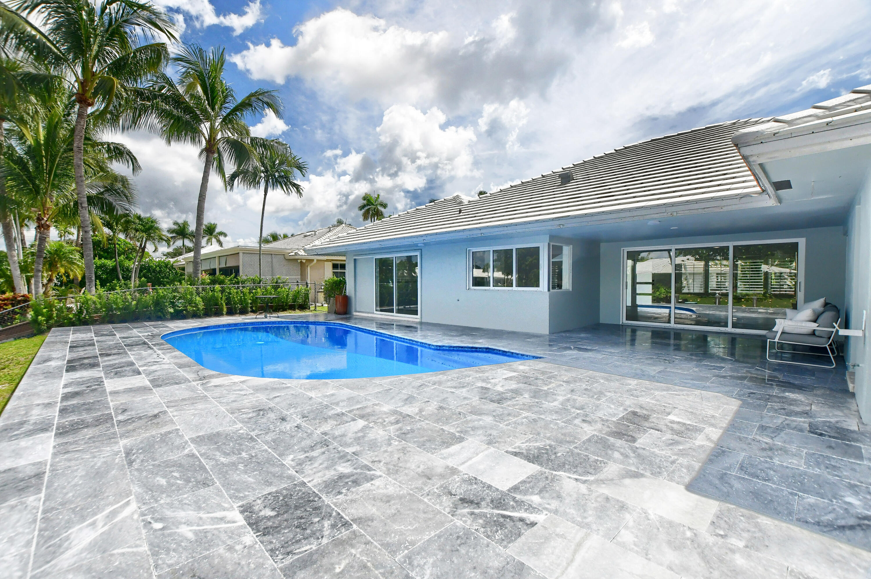 891 Hickory, Boca Raton FL 33486