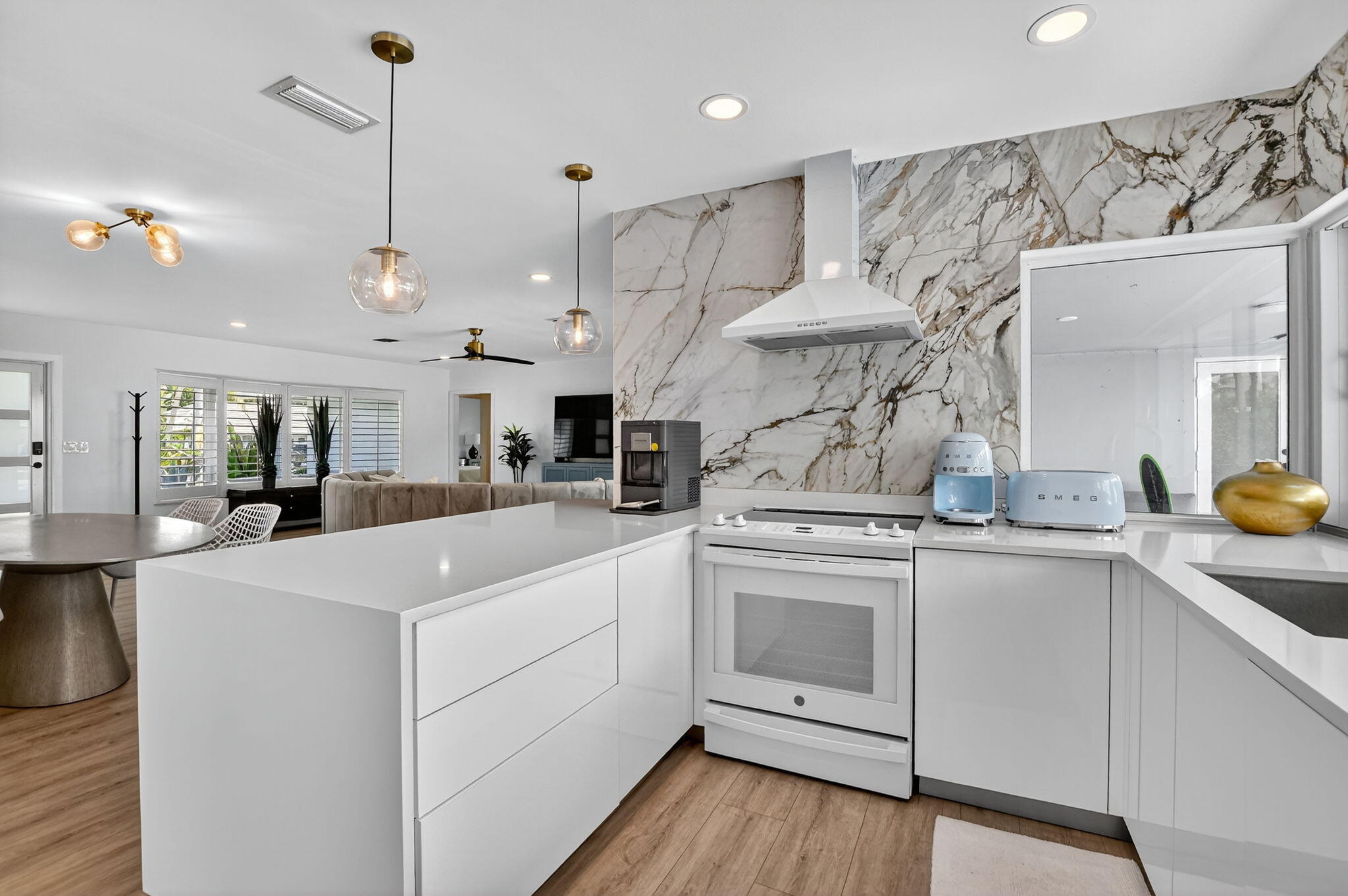 891 Hickory, Boca Raton FL 33486