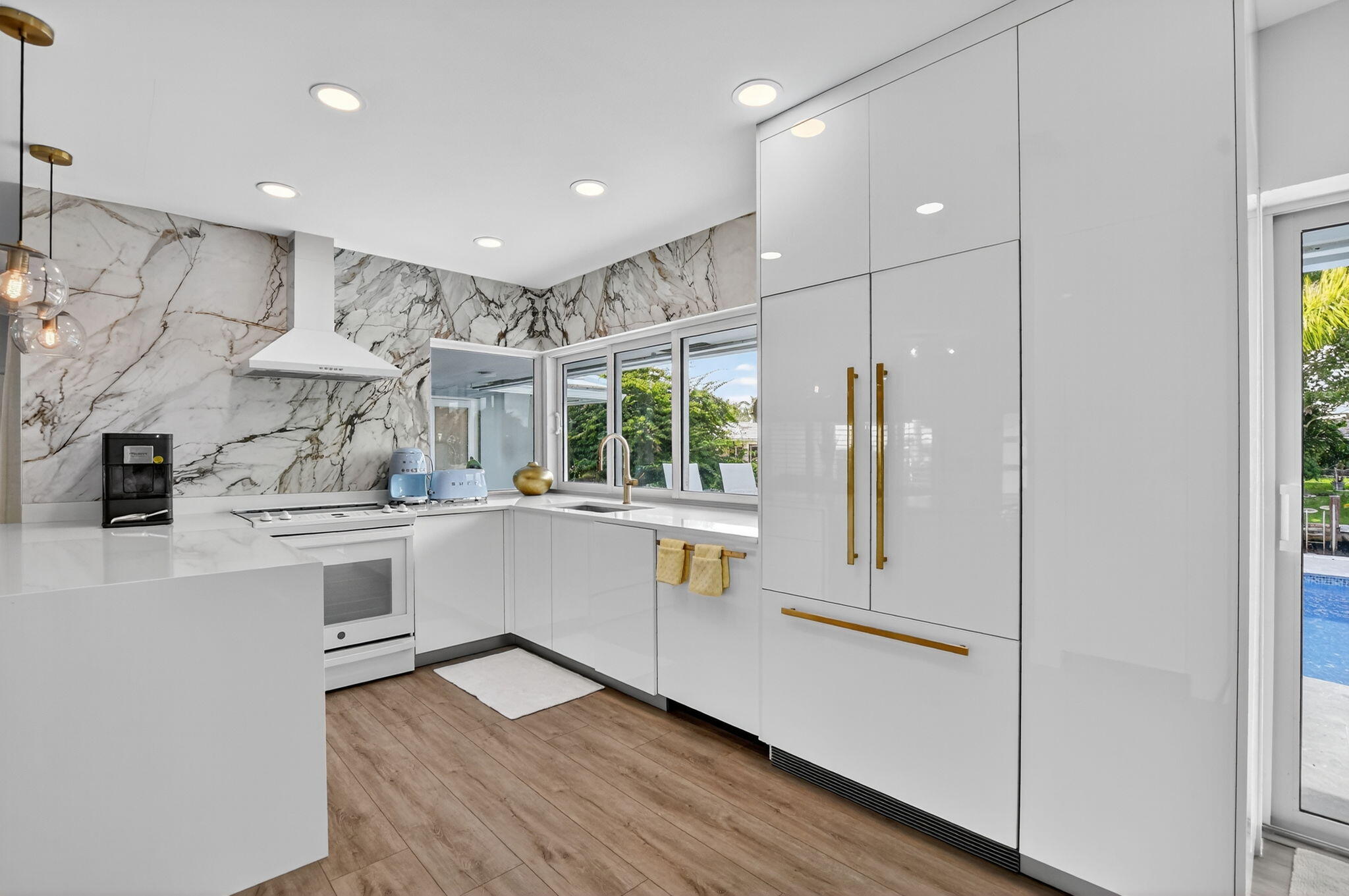 891 Hickory, Boca Raton FL 33486