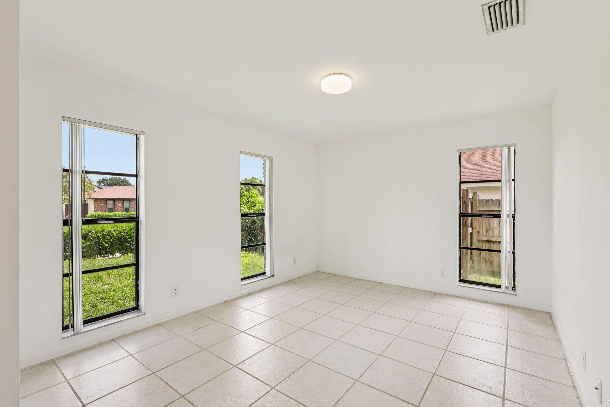 17679 Woodview, Boca Raton FL 33487