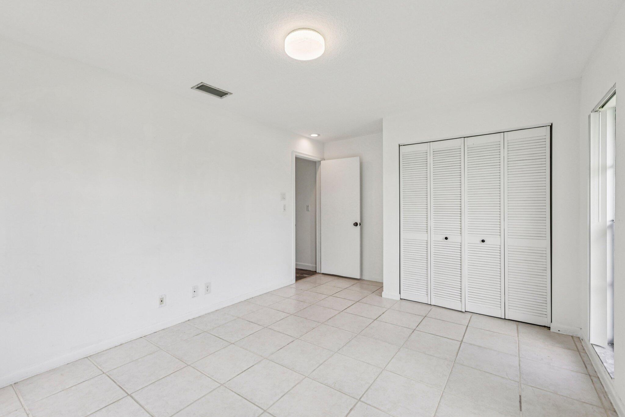 17679 Woodview, Boca Raton FL 33487