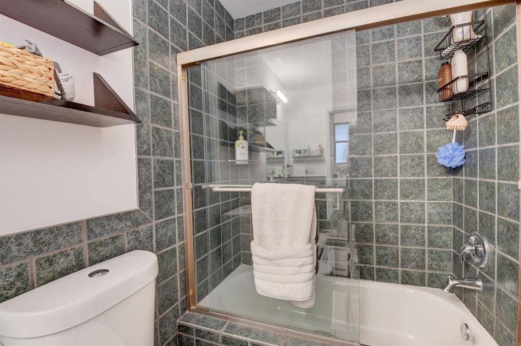 17679 Woodview, Boca Raton FL 33487