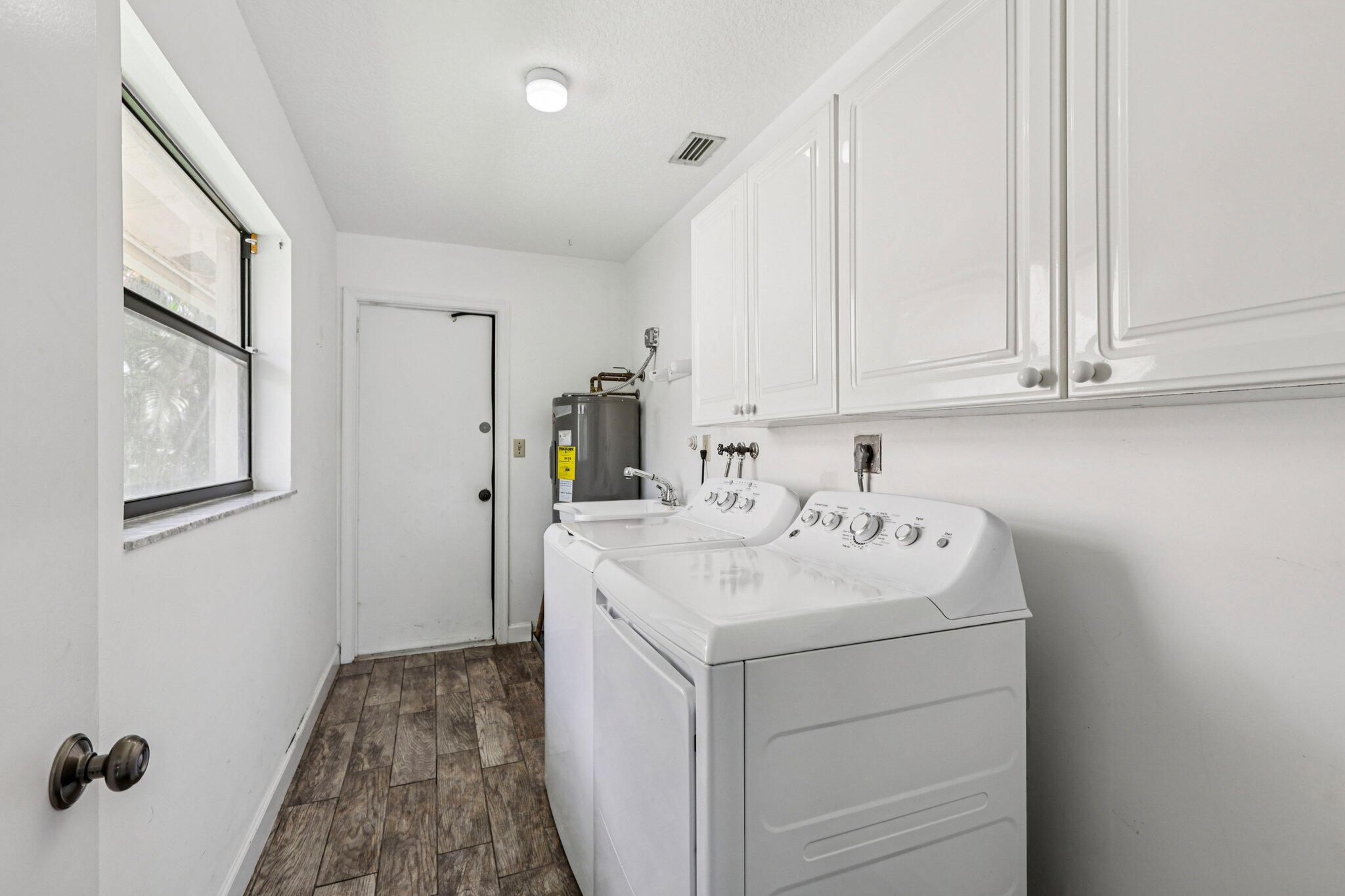 17679 Woodview, Boca Raton FL 33487