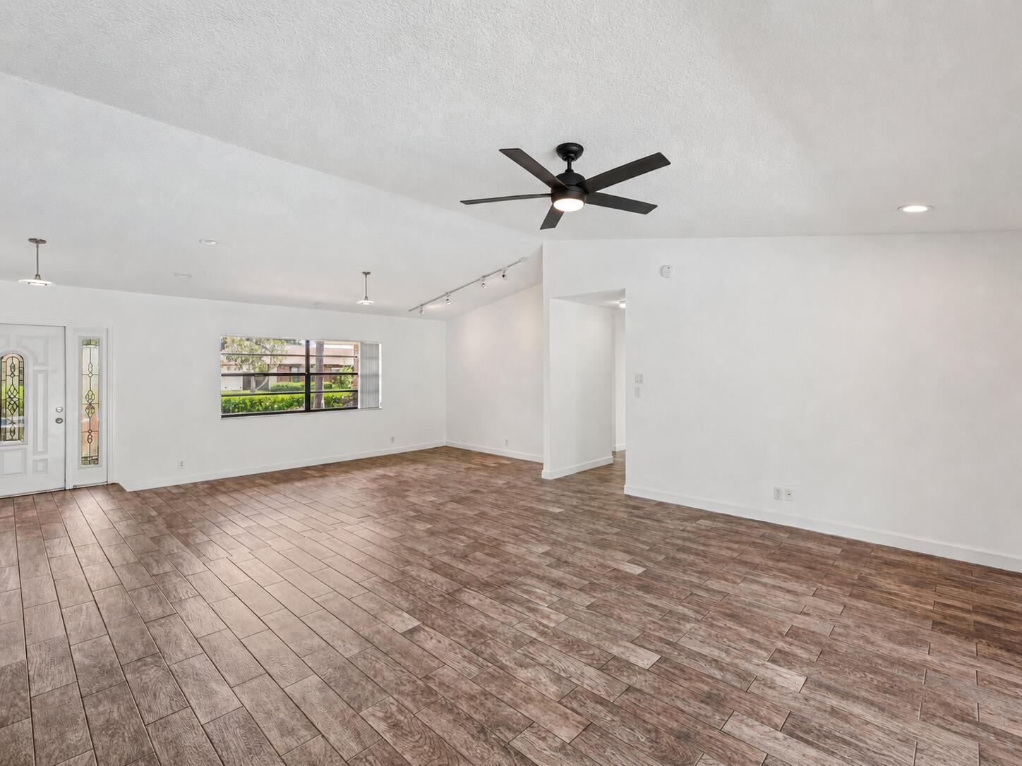 17679 Woodview, Boca Raton FL 33487