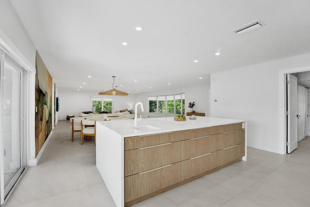 5581 NE 31st, Fort Lauderdale FL 33308