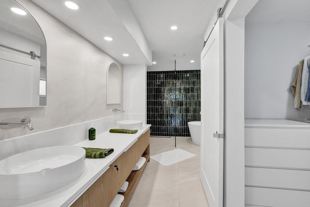 5581 NE 31st, Fort Lauderdale FL 33308