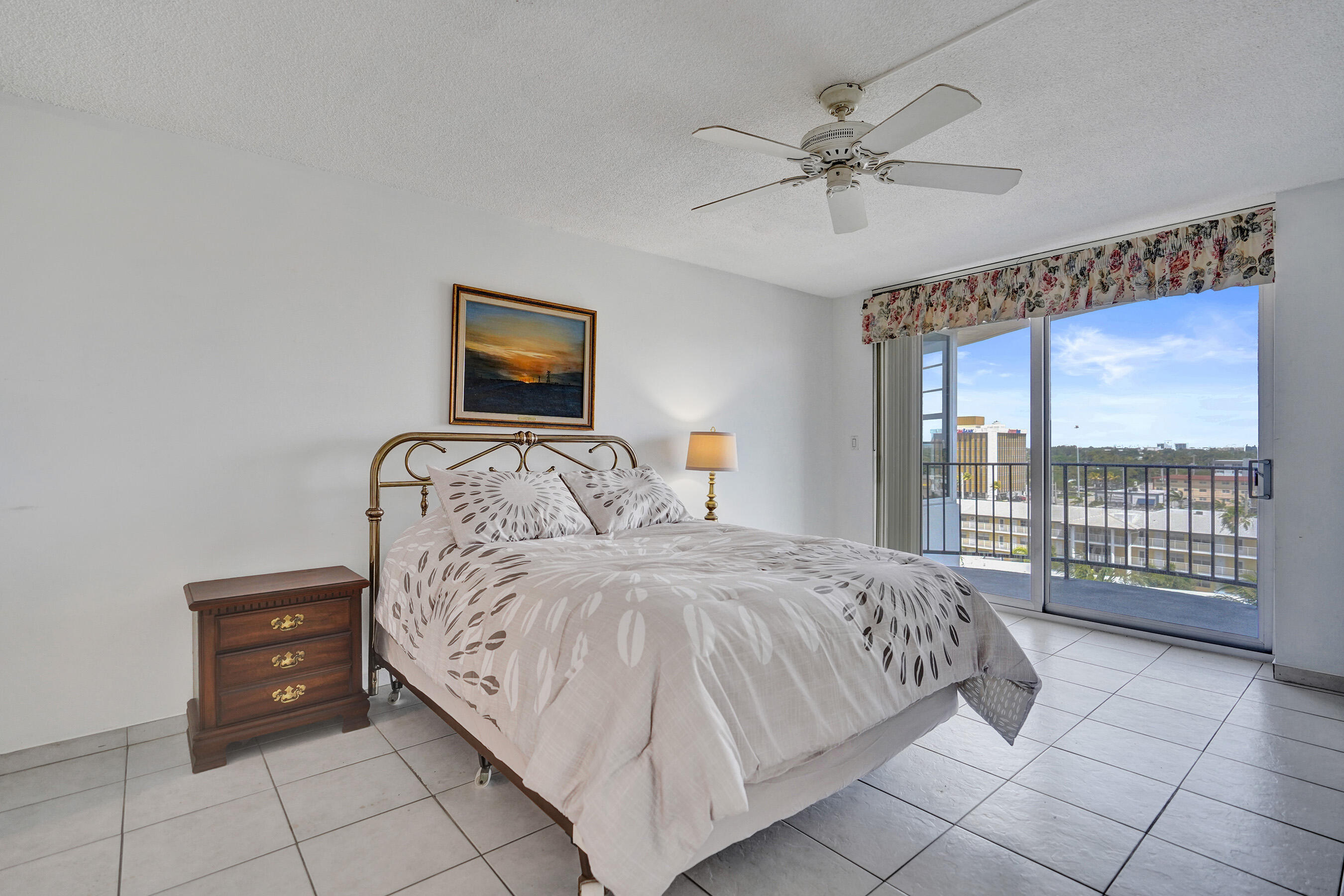 3051 NE 48th #702, Fort Lauderdale FL 33308