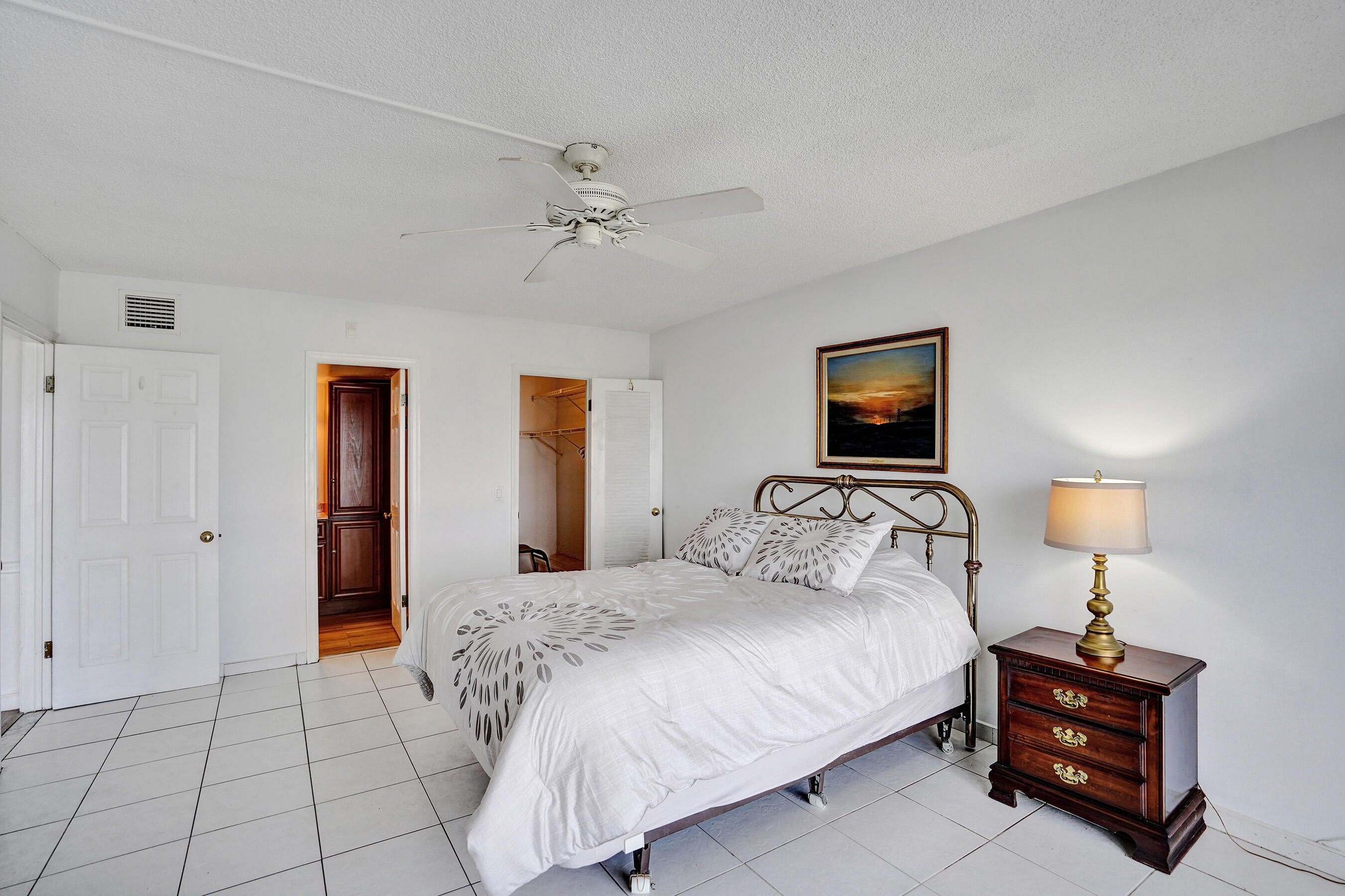 3051 NE 48th #702, Fort Lauderdale FL 33308