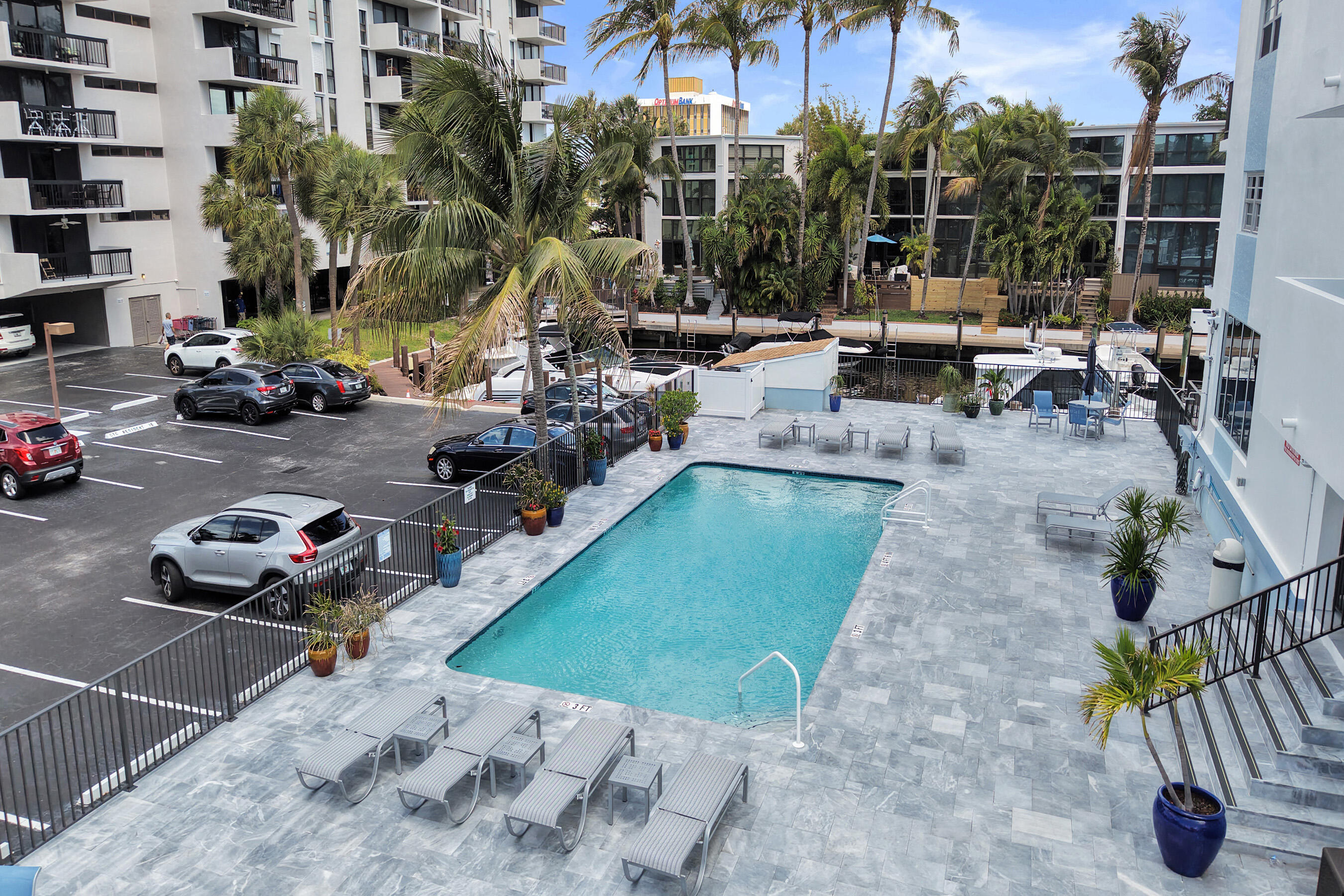 3051 NE 48th #702, Fort Lauderdale FL 33308