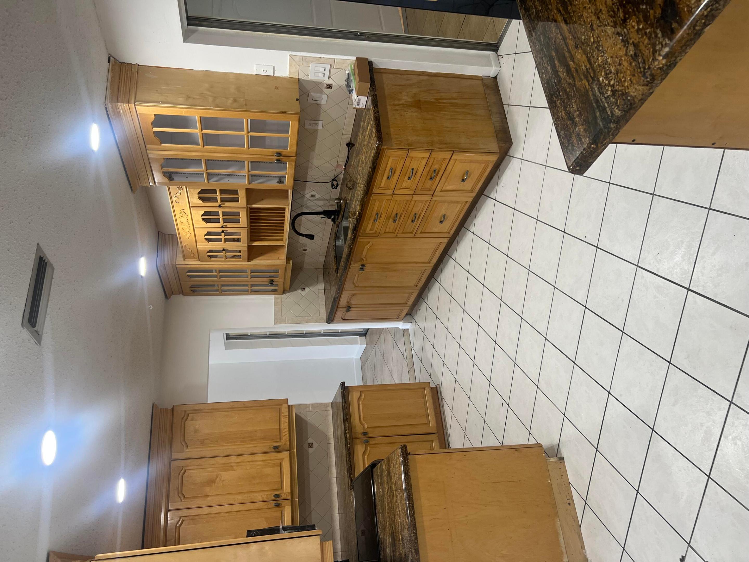 6717 NW 59th, Tamarac FL 33321