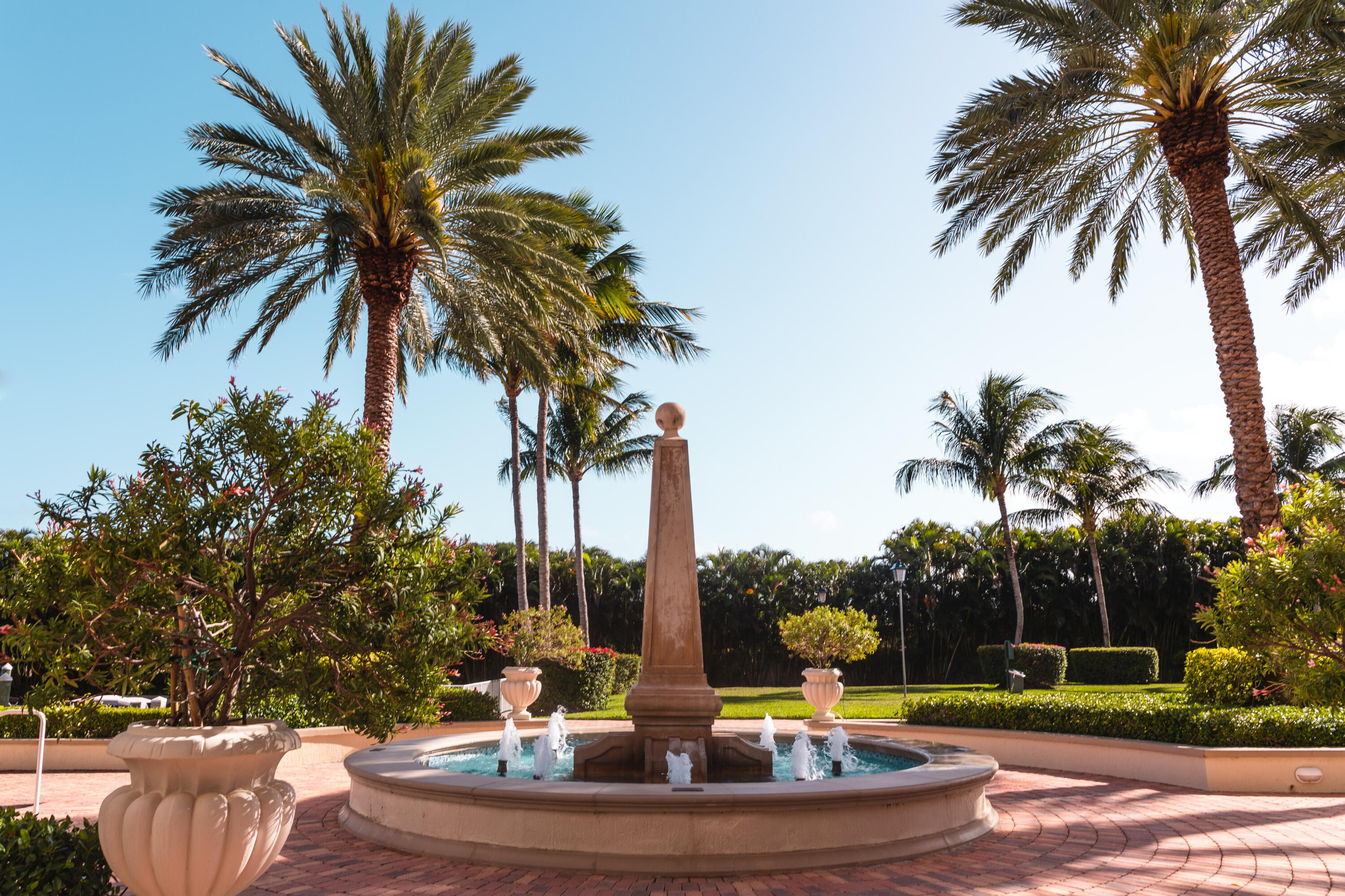 802 W Windward #311, Lantana FL 33462