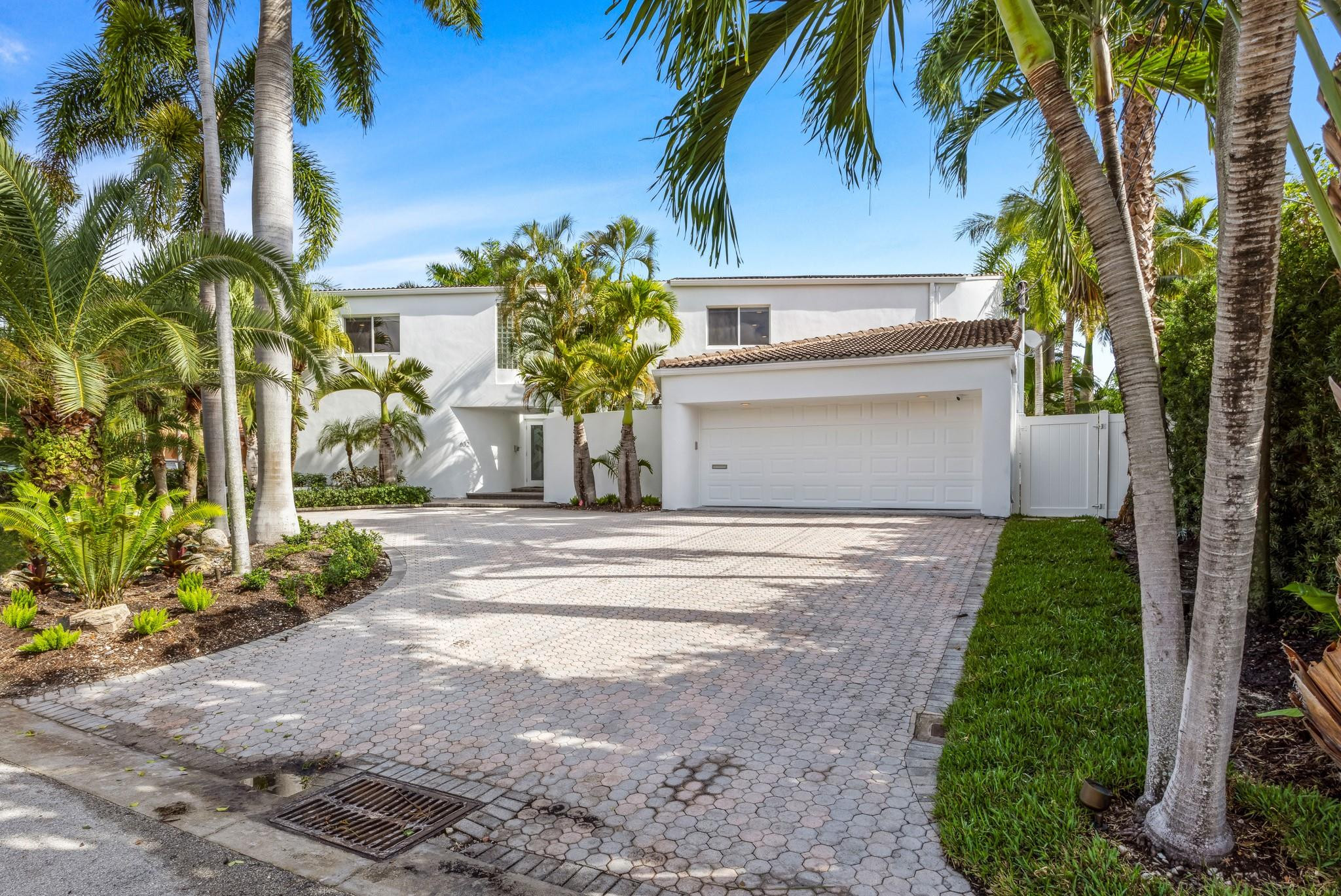 632 3rd Key, Fort Lauderdale FL 33304