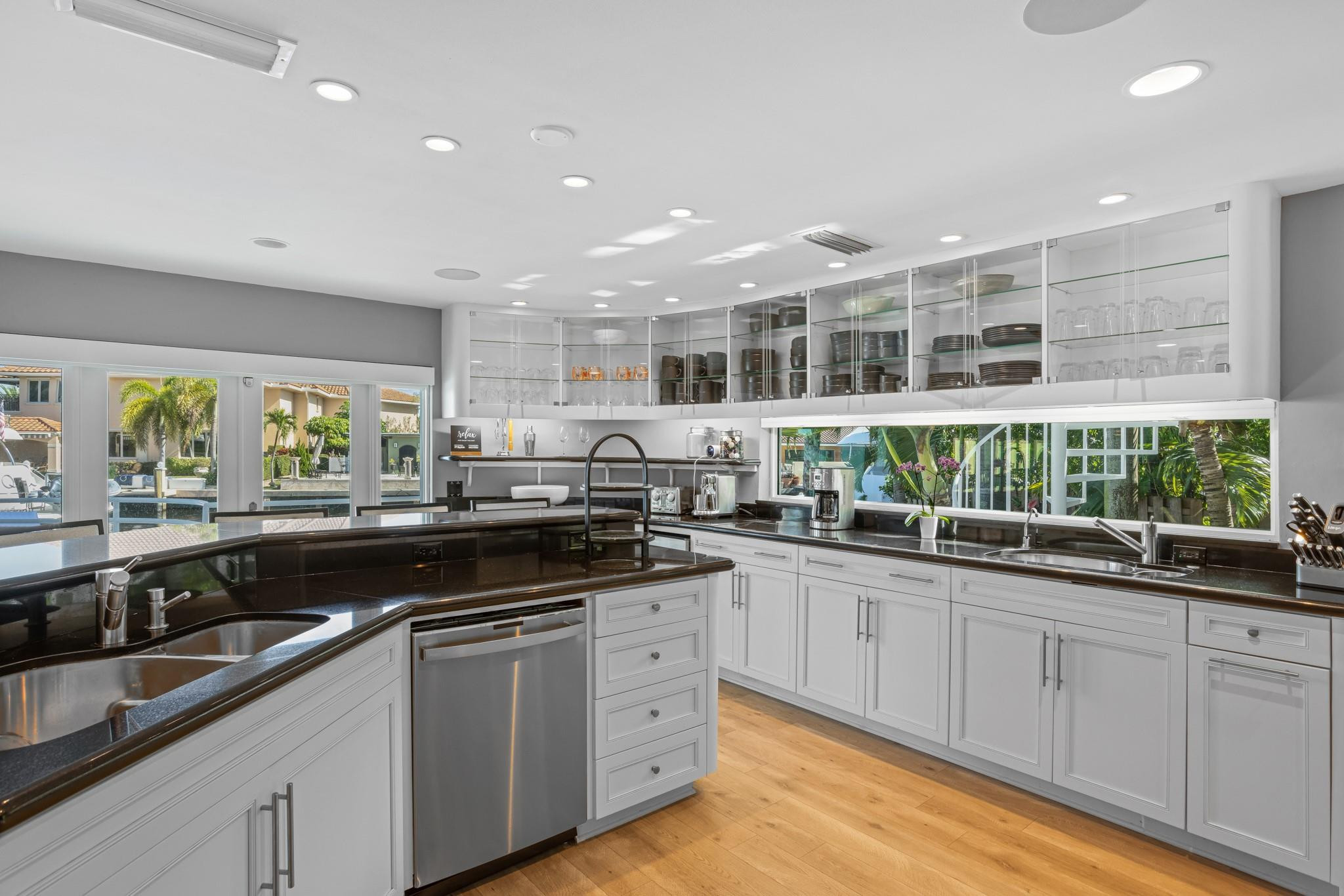632 3rd Key, Fort Lauderdale FL 33304