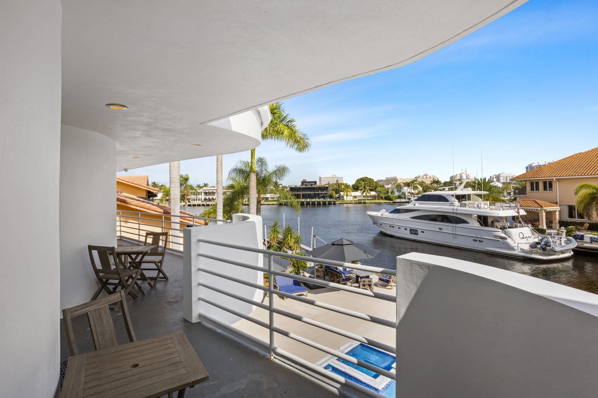 632 3rd Key, Fort Lauderdale FL 33304