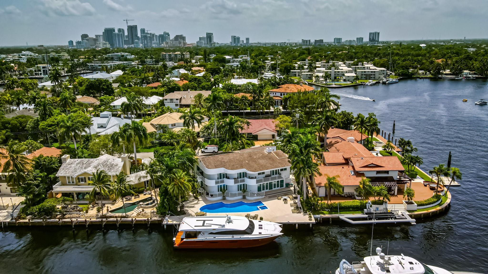 632 3rd Key, Fort Lauderdale FL 33304