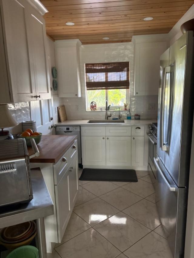 3 Garden #203k, Tequesta FL 33469