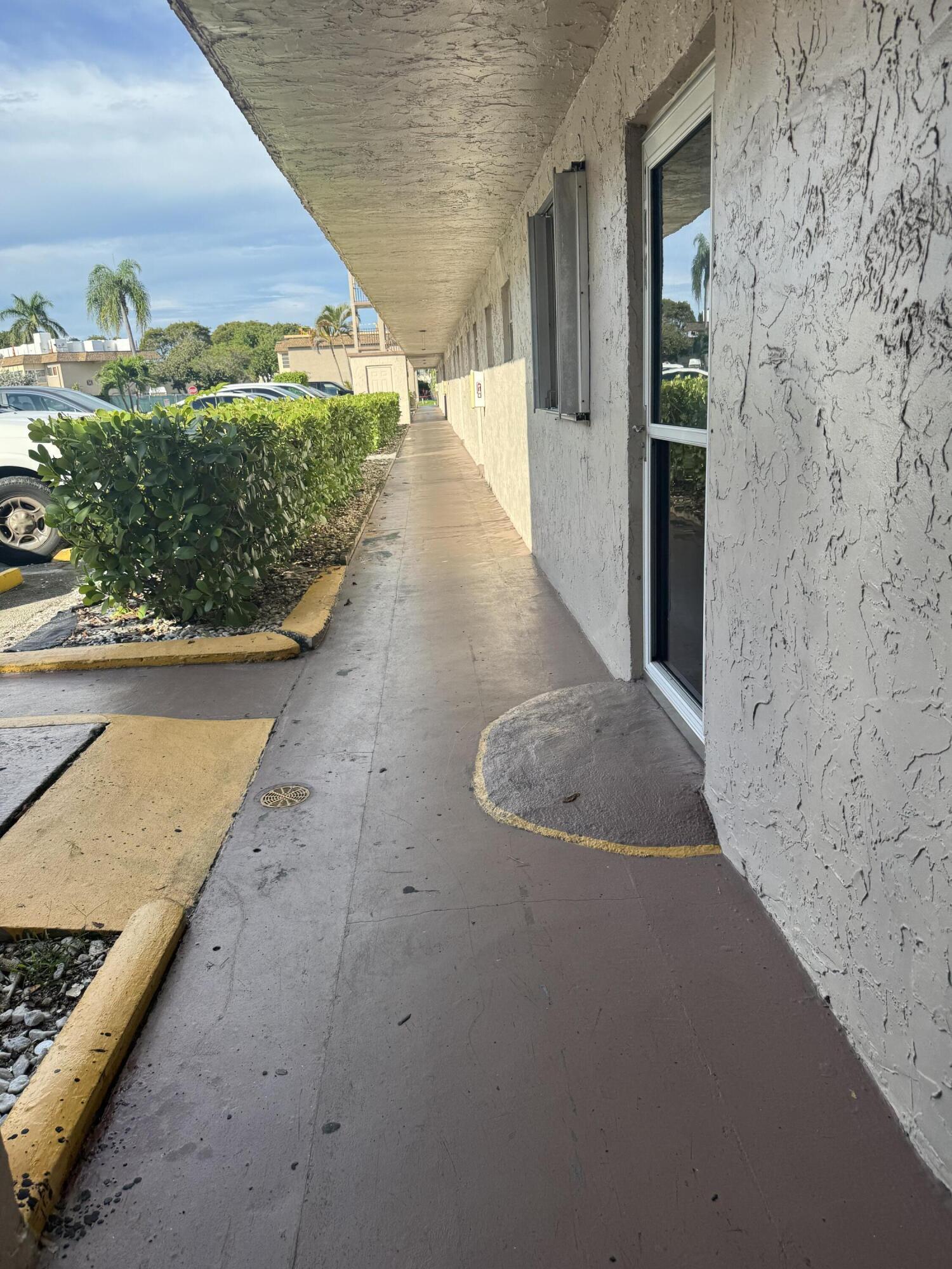 725 Lori #107, Palm Springs FL 33461