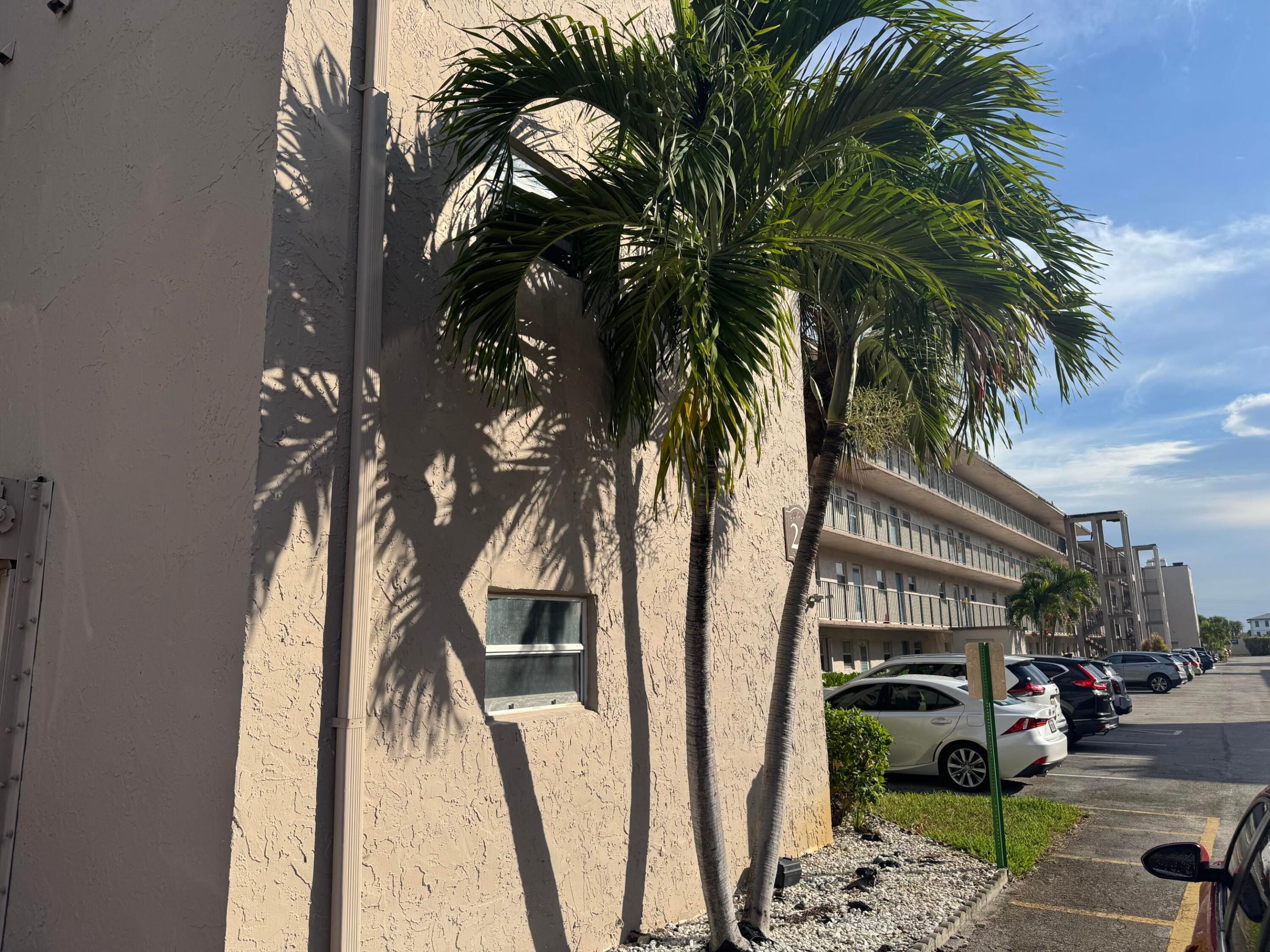 725 Lori #107, Palm Springs FL 33461