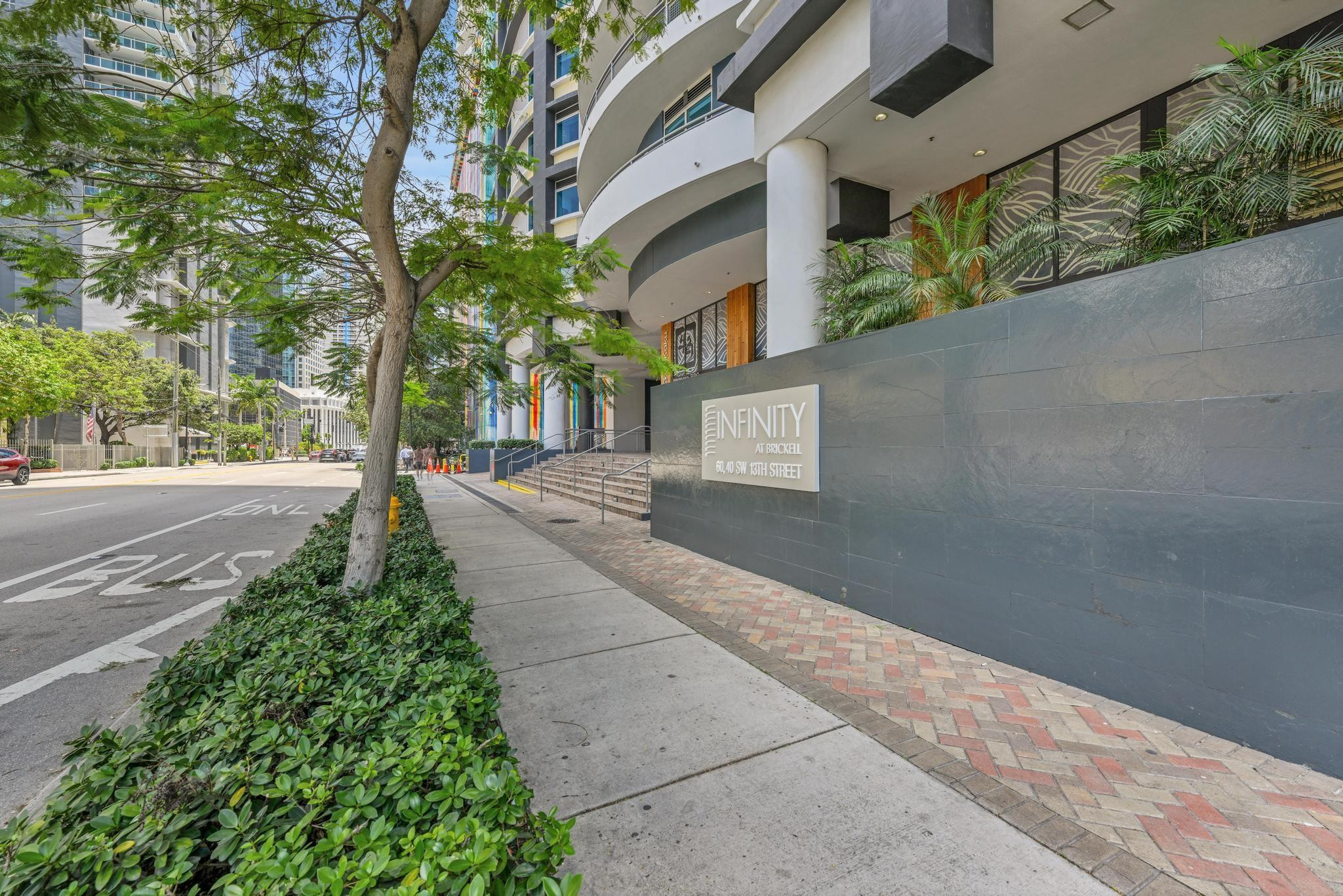 60 SW 13th #4013, Miami FL 33130