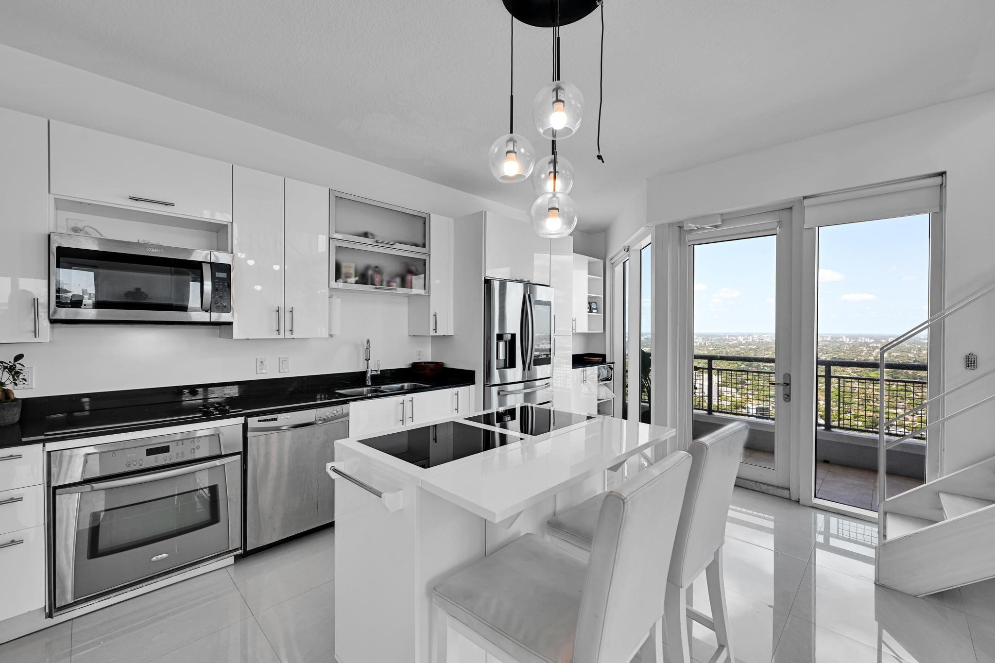 60 SW 13th #4013, Miami FL 33130