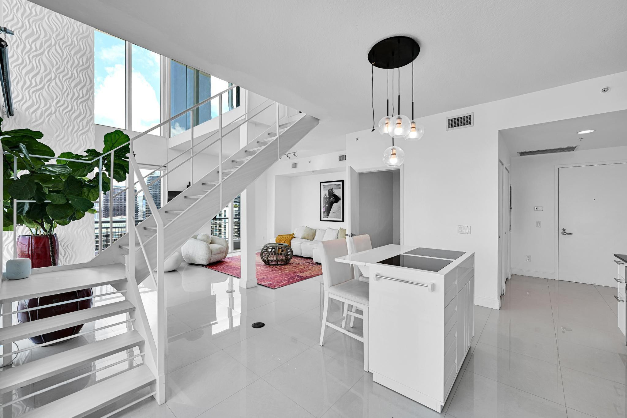 60 SW 13th #4013, Miami FL 33130
