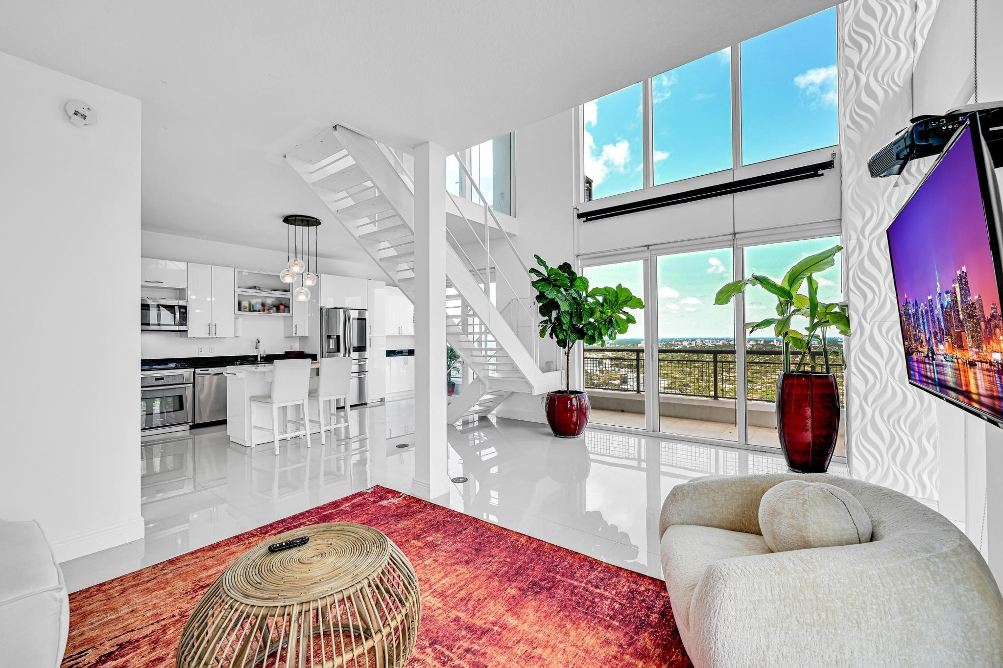 60 SW 13th #4013, Miami FL 33130