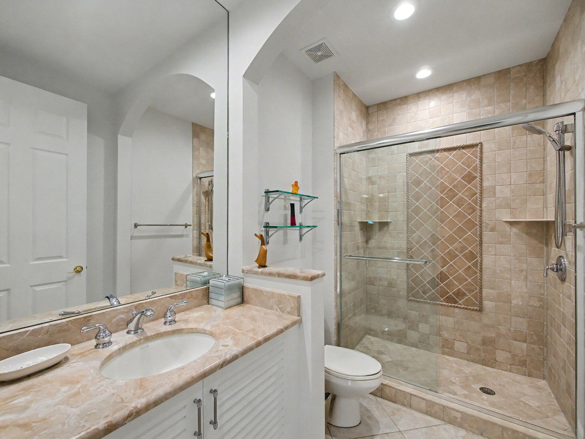 123 Palm Bay #A, Palm Beach Gardens FL 33418