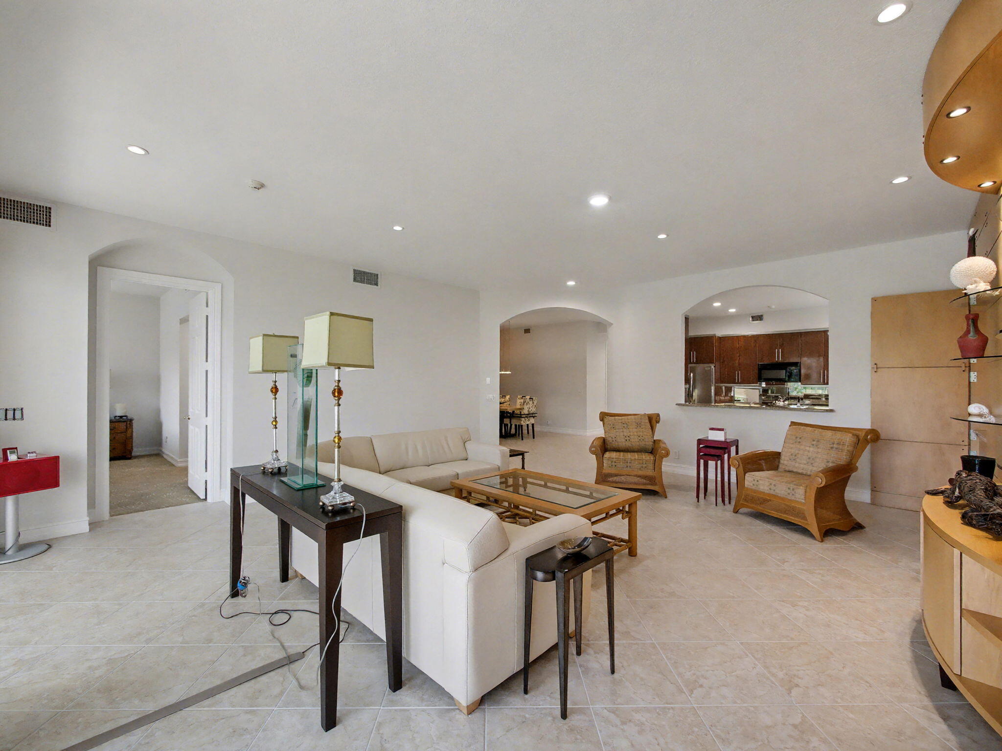 123 Palm Bay #A, Palm Beach Gardens FL 33418