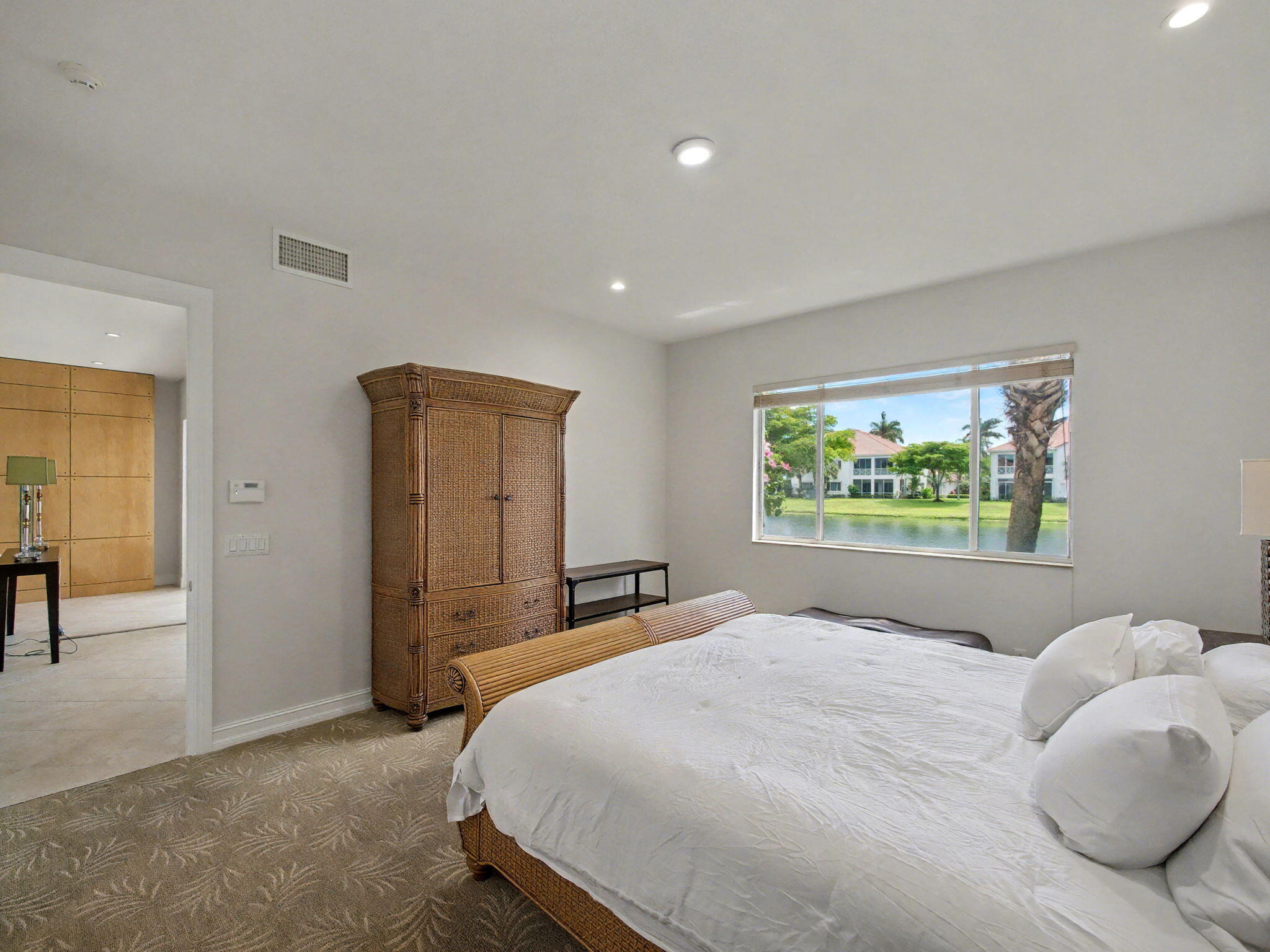 123 Palm Bay #A, Palm Beach Gardens FL 33418