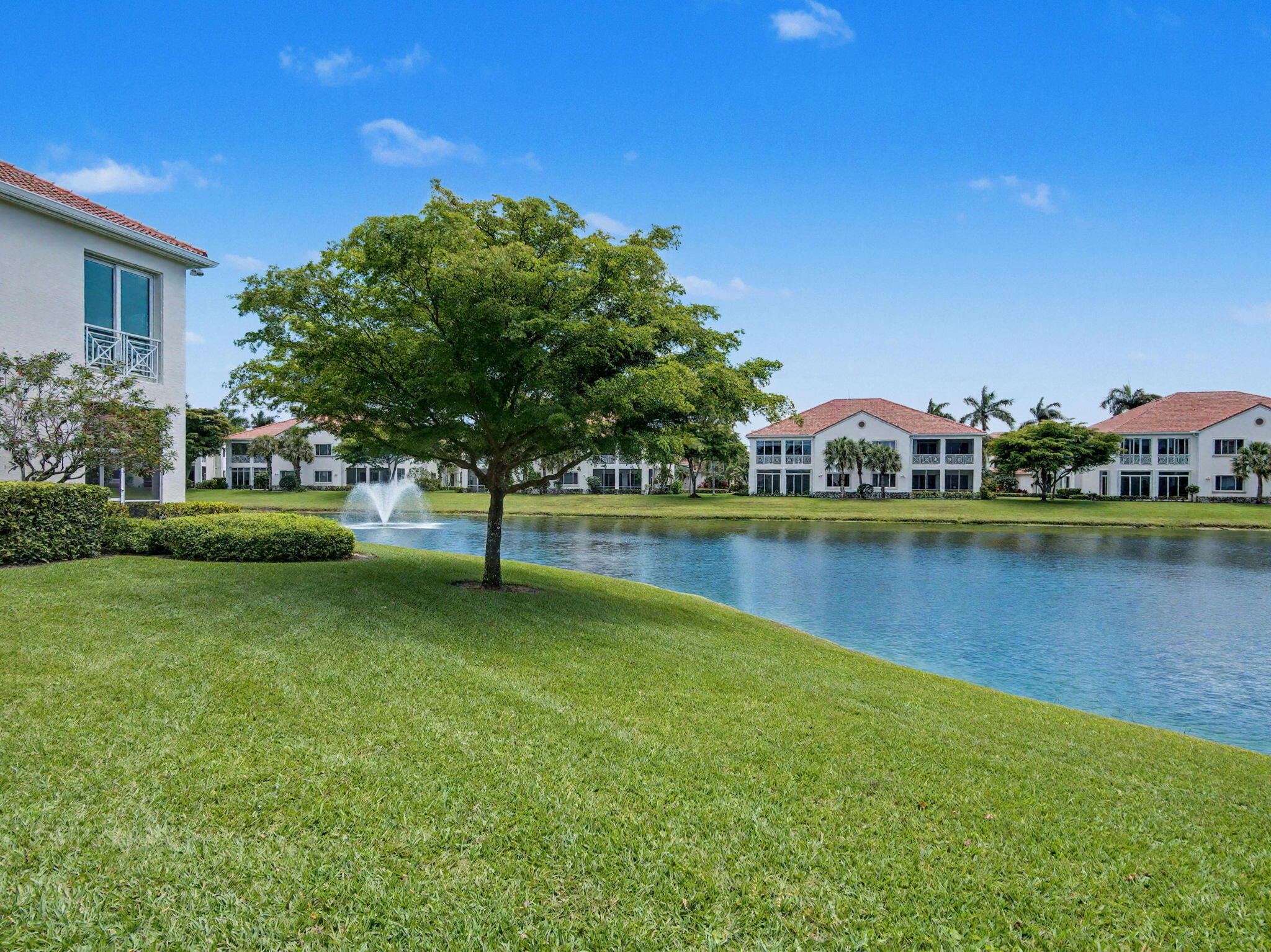 123 Palm Bay #A, Palm Beach Gardens FL 33418